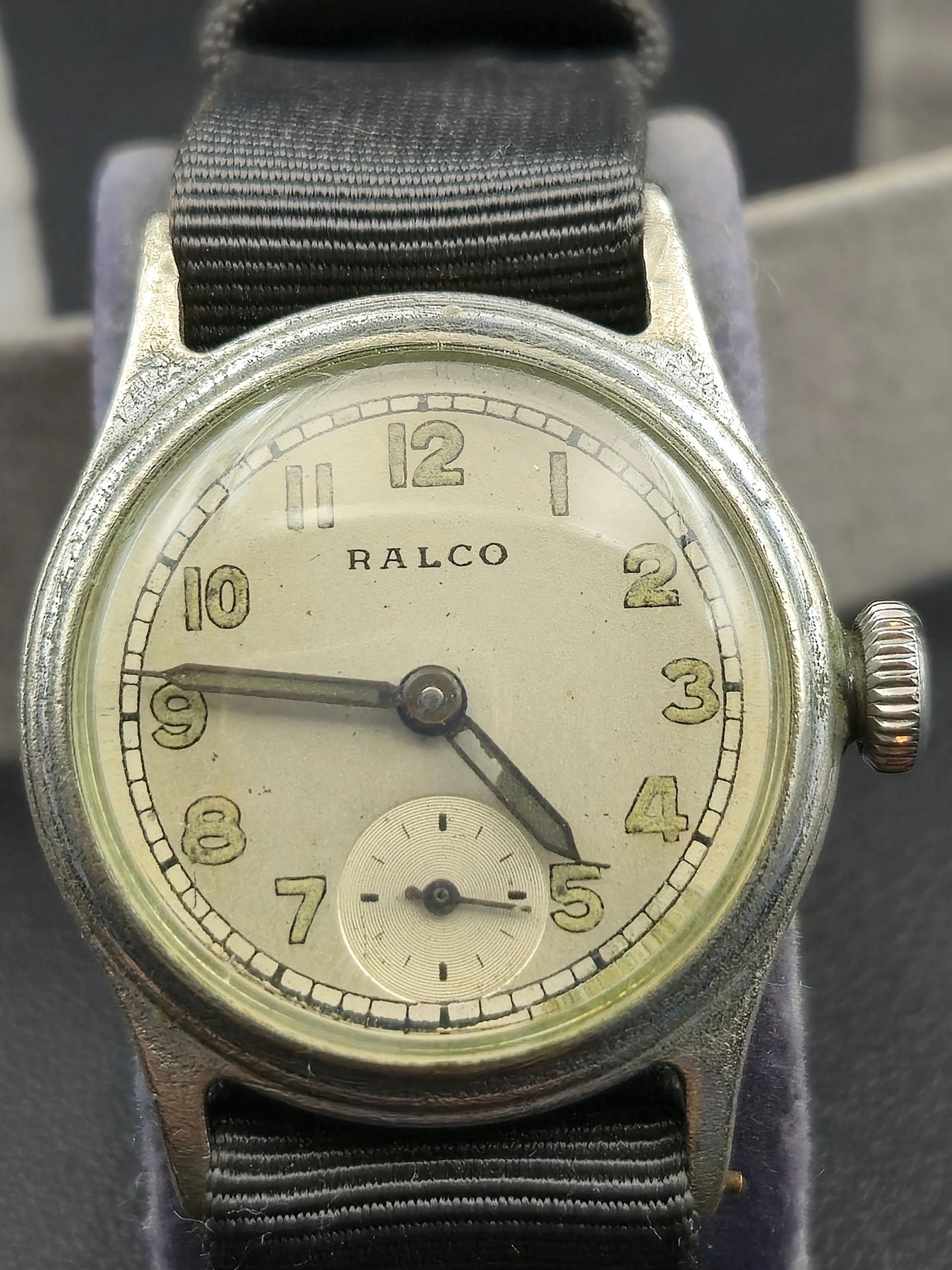 1940s Ralco “Military Field Watch” Swiss 15J Manual Wind 27.9mm (1 of 9)