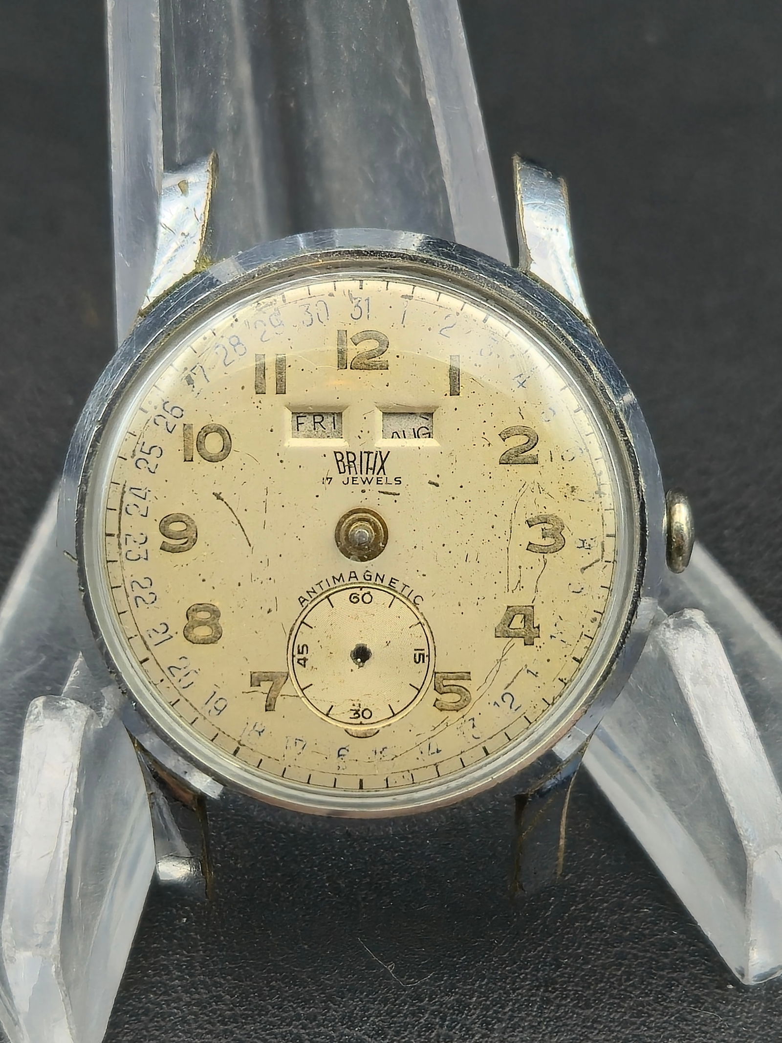 1950s Britix “Triple Date Calendar” Swiss 17J Manual Wind 31mm Wristwatch (1 of 10)