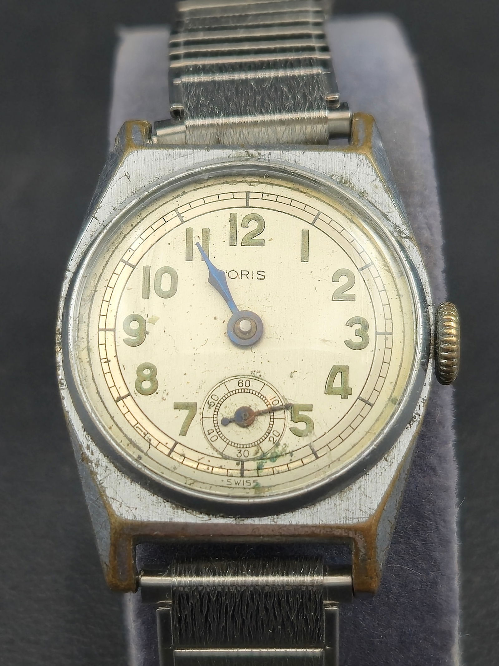 1940s Oris “Military Field Watch” Swiss Cal. 291 Manual Wind 26.7mm (1 of 10)
