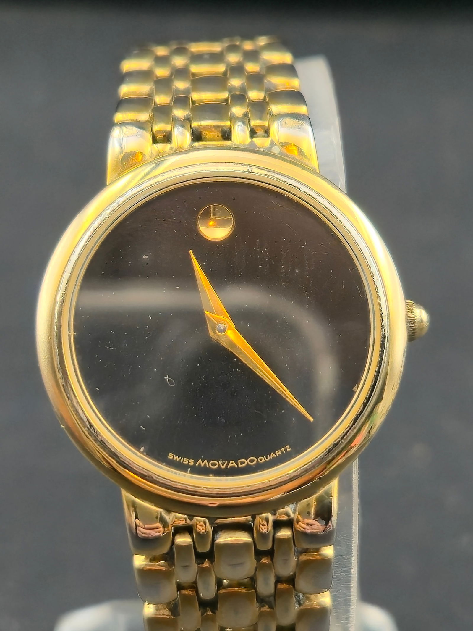 Movado Museum 87-E4-9837 Gold Tone Black Dial Quartz Watch 26mm Runs Swiss (1 of 10)