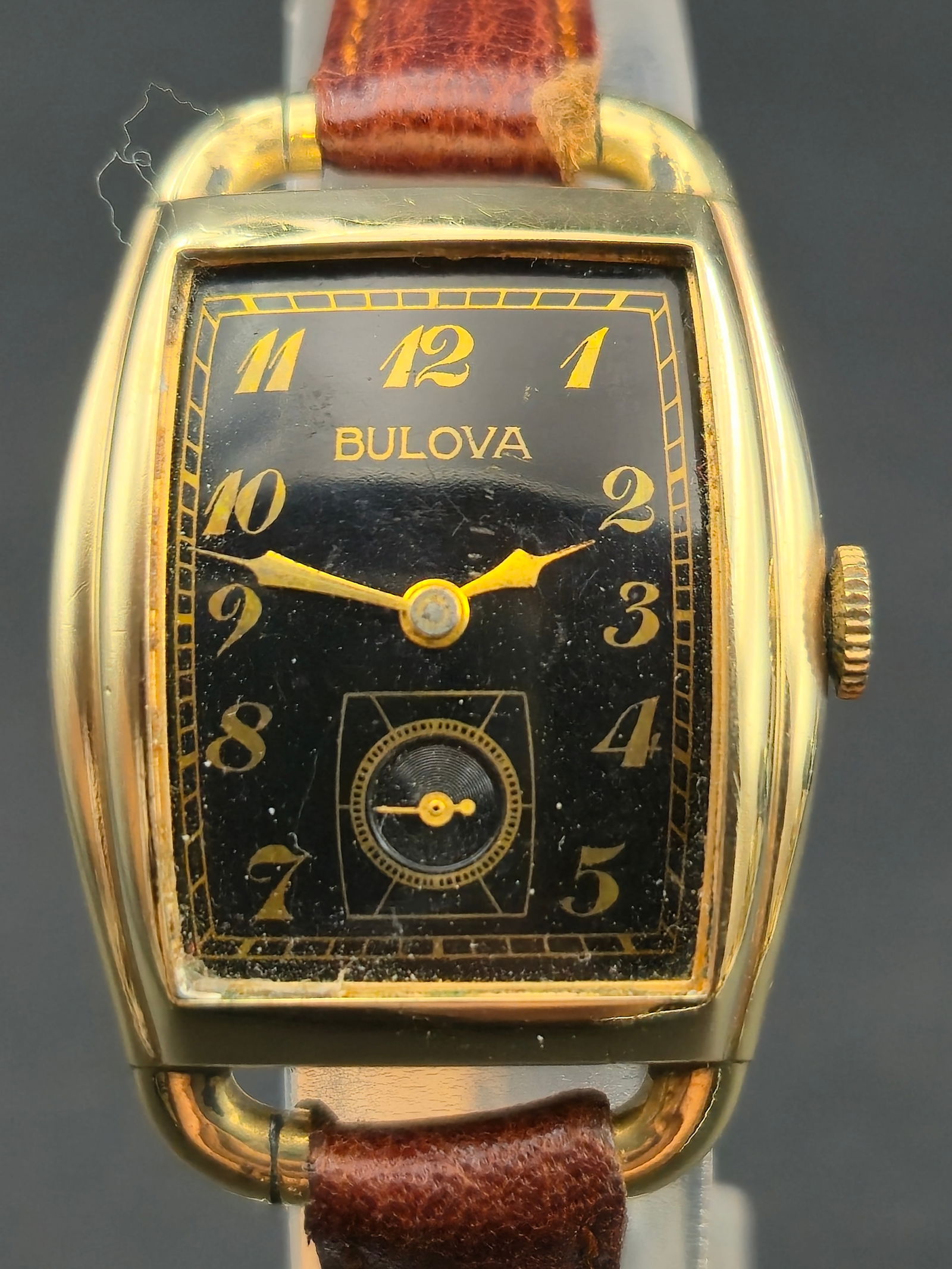 Bulova 10K Rolled Gold Plate 10AX Tonneau Black Dial Wristwatch (1 of 7)