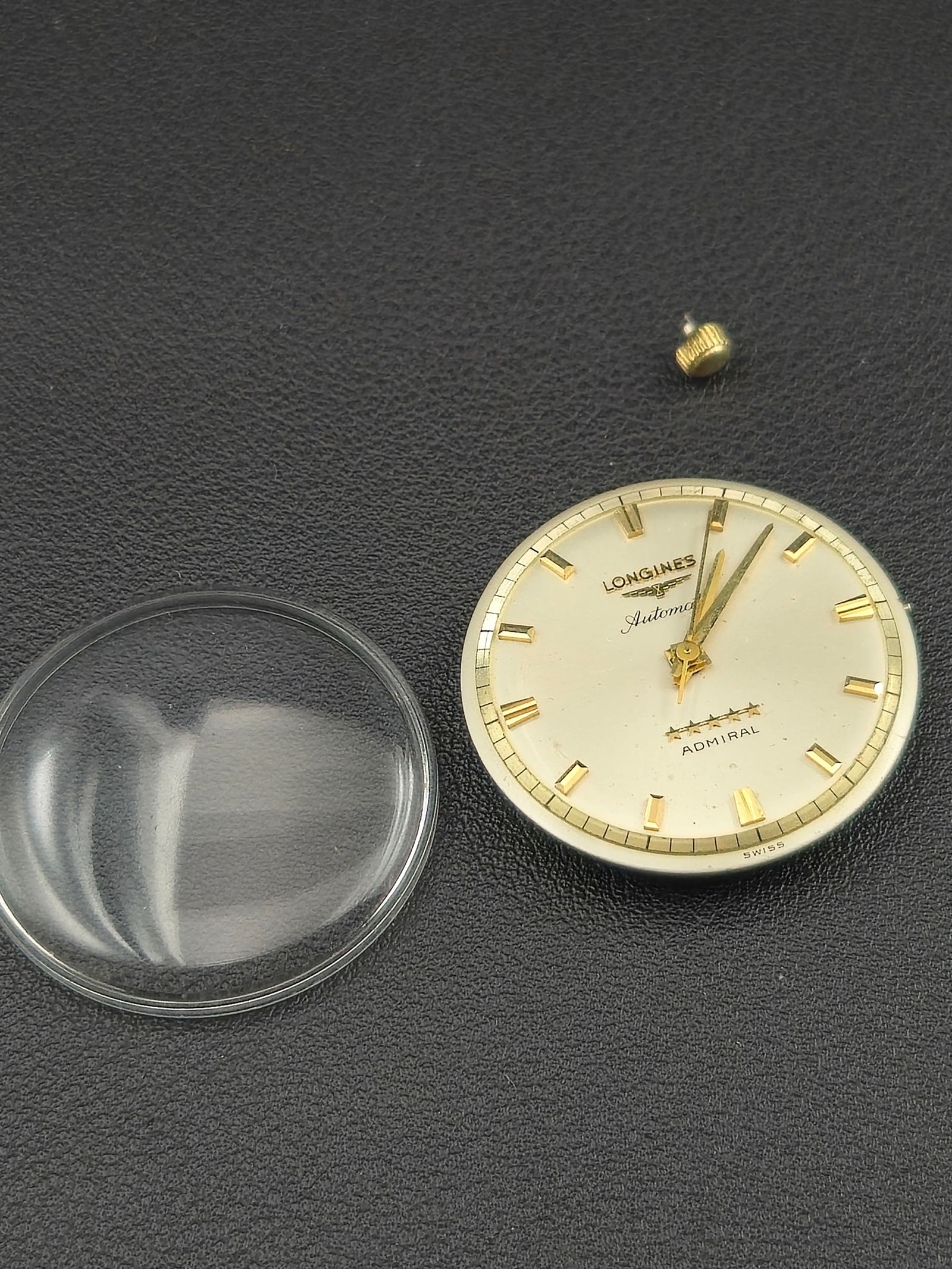 Longines Admiral Automatic Cal. 341 Five-Star 25J Movement (Running): fine Longines Admiral Automatic five-star Swiss movement, caliber 341, featuring a beautifully finished rotor signed “Longines Grand Prize Automatic.” This example is complete with dial, hands