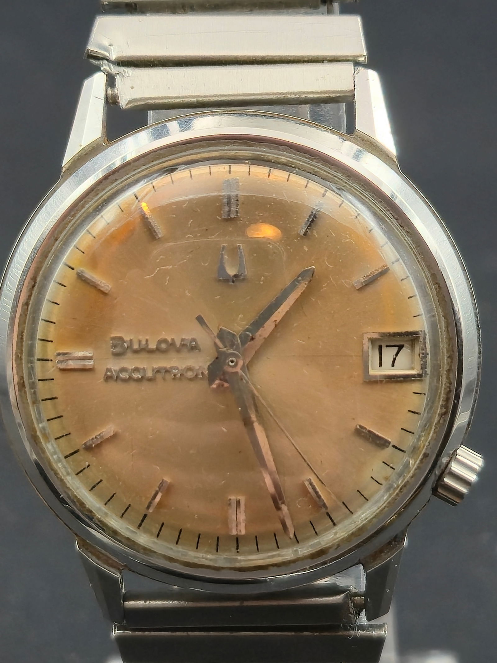 Bulova Accutron 218D Stainless Steel Tuning Fork Wristwatch (1967, 34.5mm, Starts & Stops) (1 of 10)