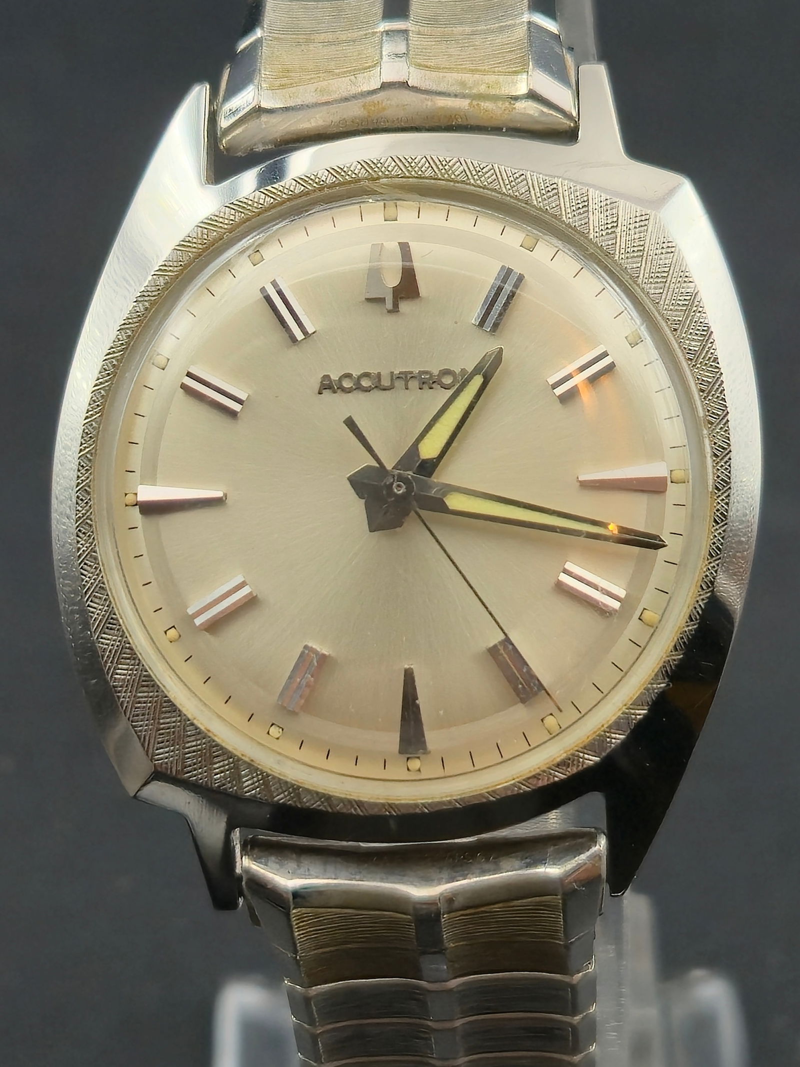 Bulova Accutron 214 M7 33 mm Stainless 10K GF Tuning Fork Watch 1967 Runs (1 of 10)