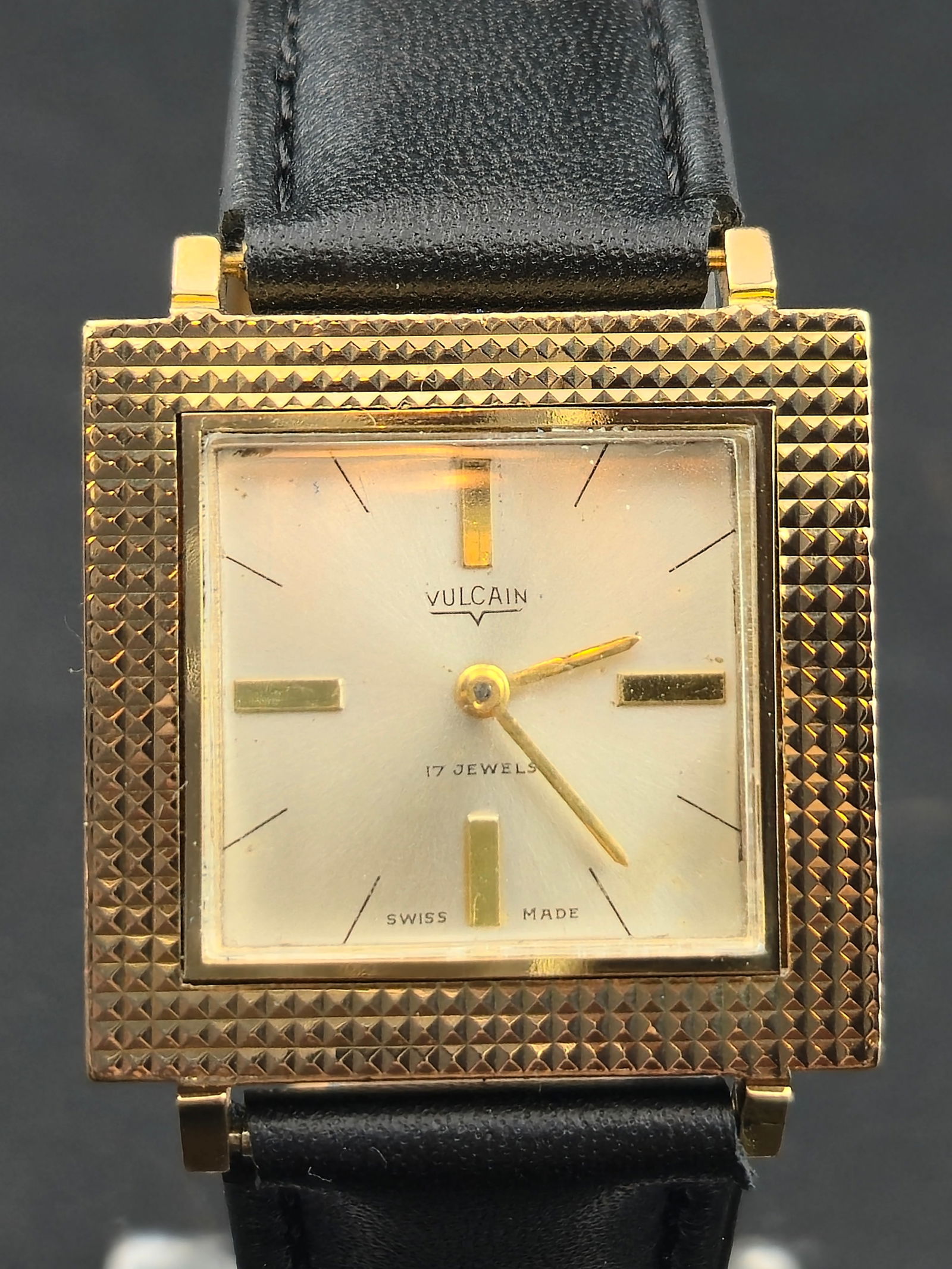1960s Vulcain 28mm 10-Micron Gold-Plated Square Wristwatch (Runs (1 of 10)