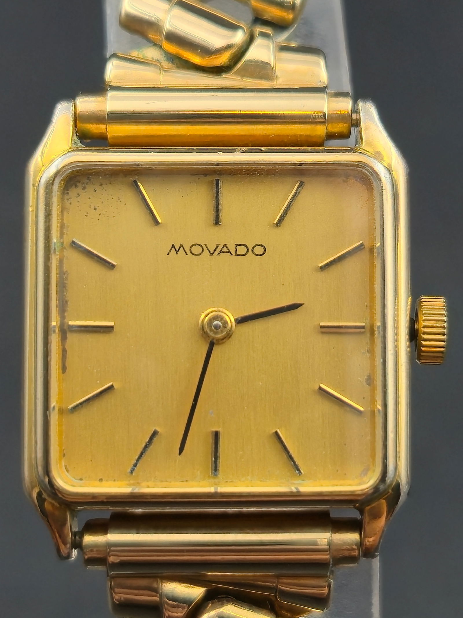 1960s Movado by Zenith 22mm Gold-Tone Square Wristwatch (Runs (1 of 10)