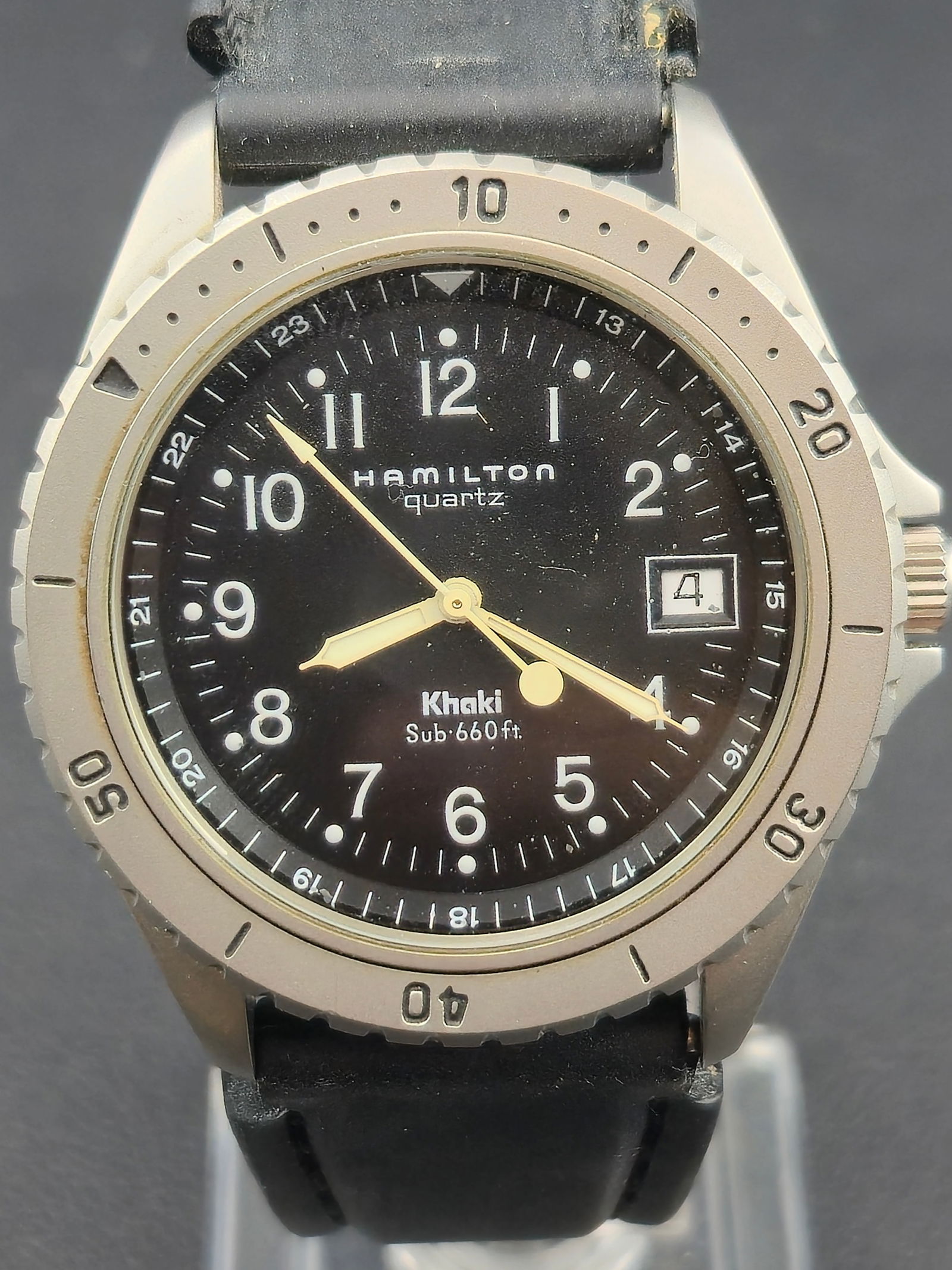 1980s Hamilton Khaki Sub 660 ft Quartz Diver Ref 9745B Stainless Steel 39 mm Wristwatch (1 of 8)