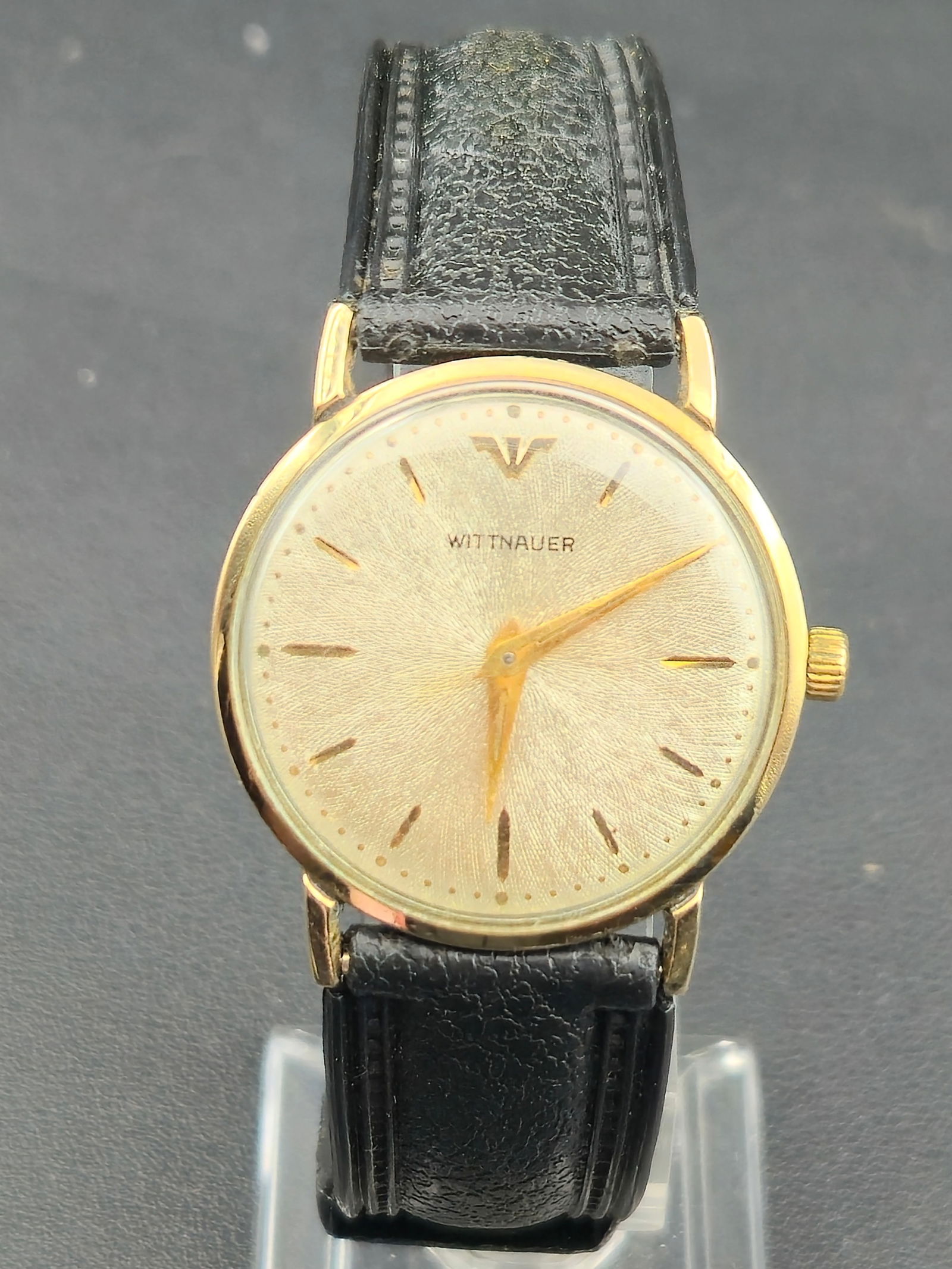 1960s Wittnauer Caliber 11BG 17 Jewel Manual Wind 10K Gold Filled 32 mm Wristwatch Runs (1 of 7)