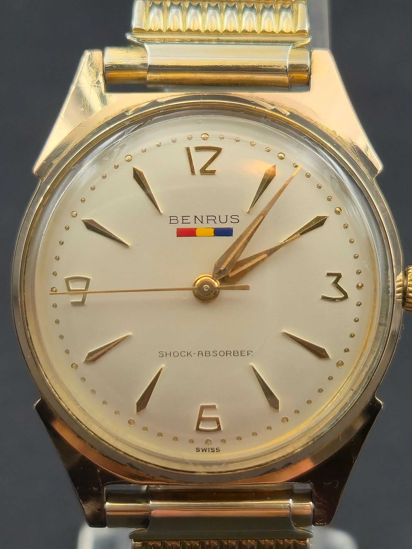 Benrus Shock Absorber 30M Gold-Filled Presentation Watch 32 mm (1950s, Boxed) (1 of 13)