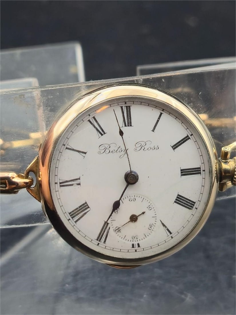 1907 Betsy Ross 7J 0s Hunting Case Pocket Watch (1 of 9)