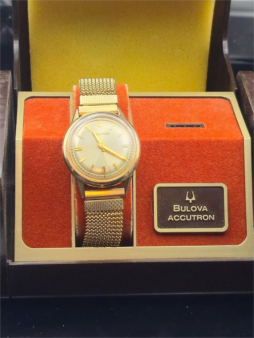 1969 Bulova Accutron 214 GF w/ Box – Running (1 of 10)