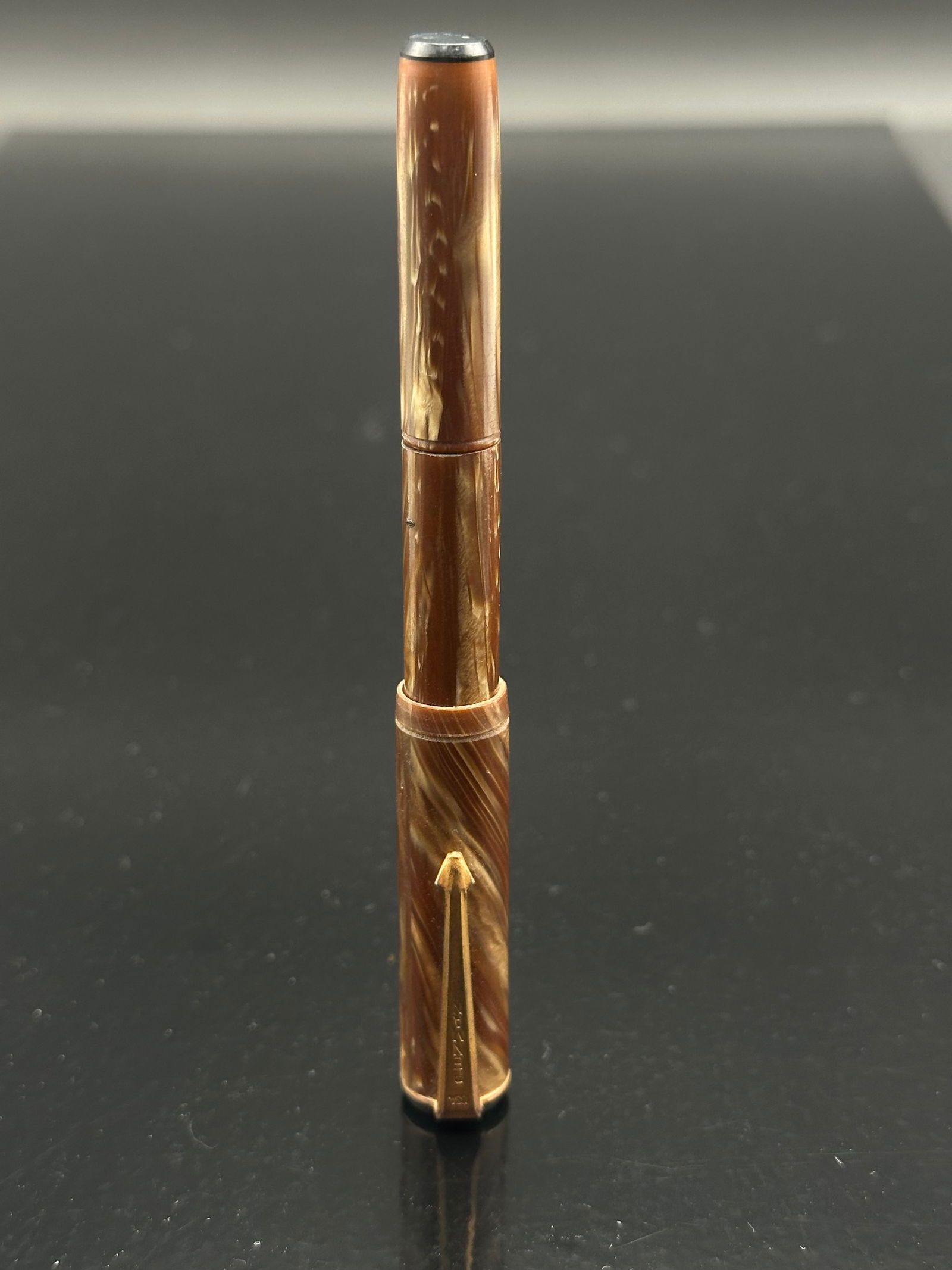 Vintage Everite “Penman” Fountain Pen – 14KT Gold-Plated Nib, Brown Marbled Celluloid, USA (1 of 7)