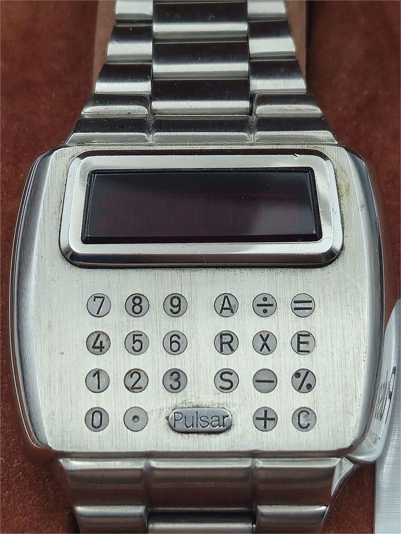 Rare 1977 Pulsar Calculator Watch Full Set (1 of 13)