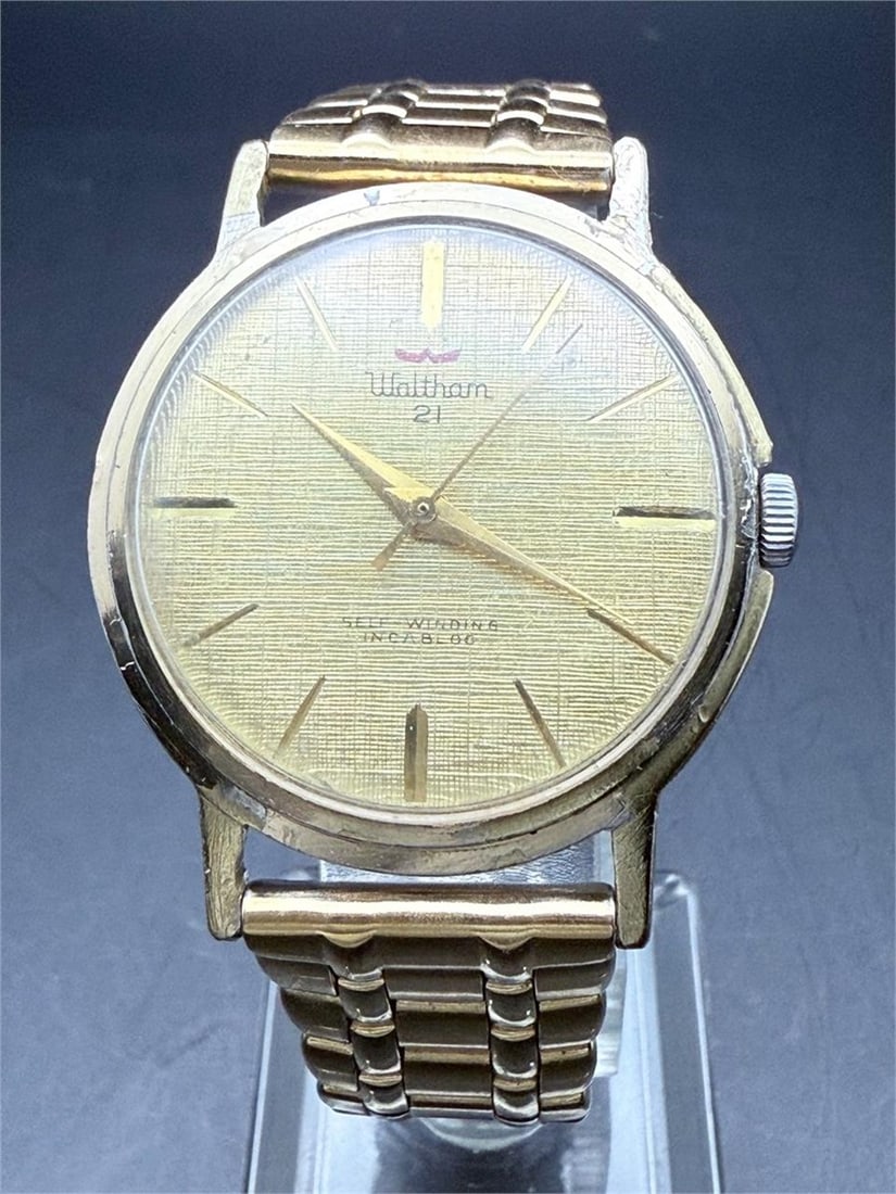 Vtg Waltham Linen Dial 21j Incabloc Dress Watch: Running condition.The watch is sold as-is in current condition.Thank you for viewing this auction. We are a dedicated team of vintage watch and antique enthusiasts with years of experience in collecti
