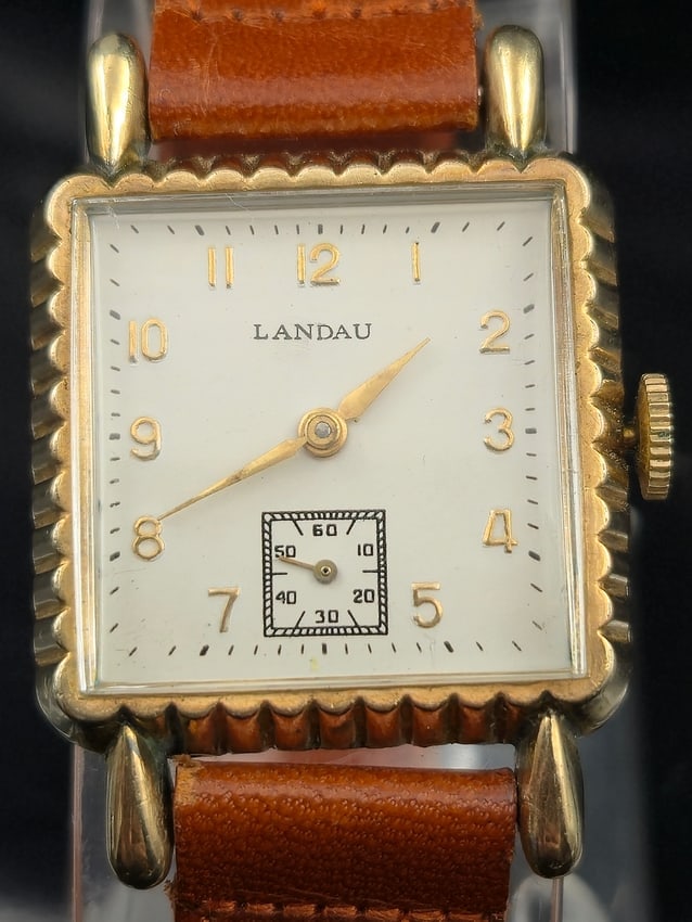 Landau 1950s Swiss 17J Welsbro Manual Wristwatch in Rex Case Running (1 of 7)