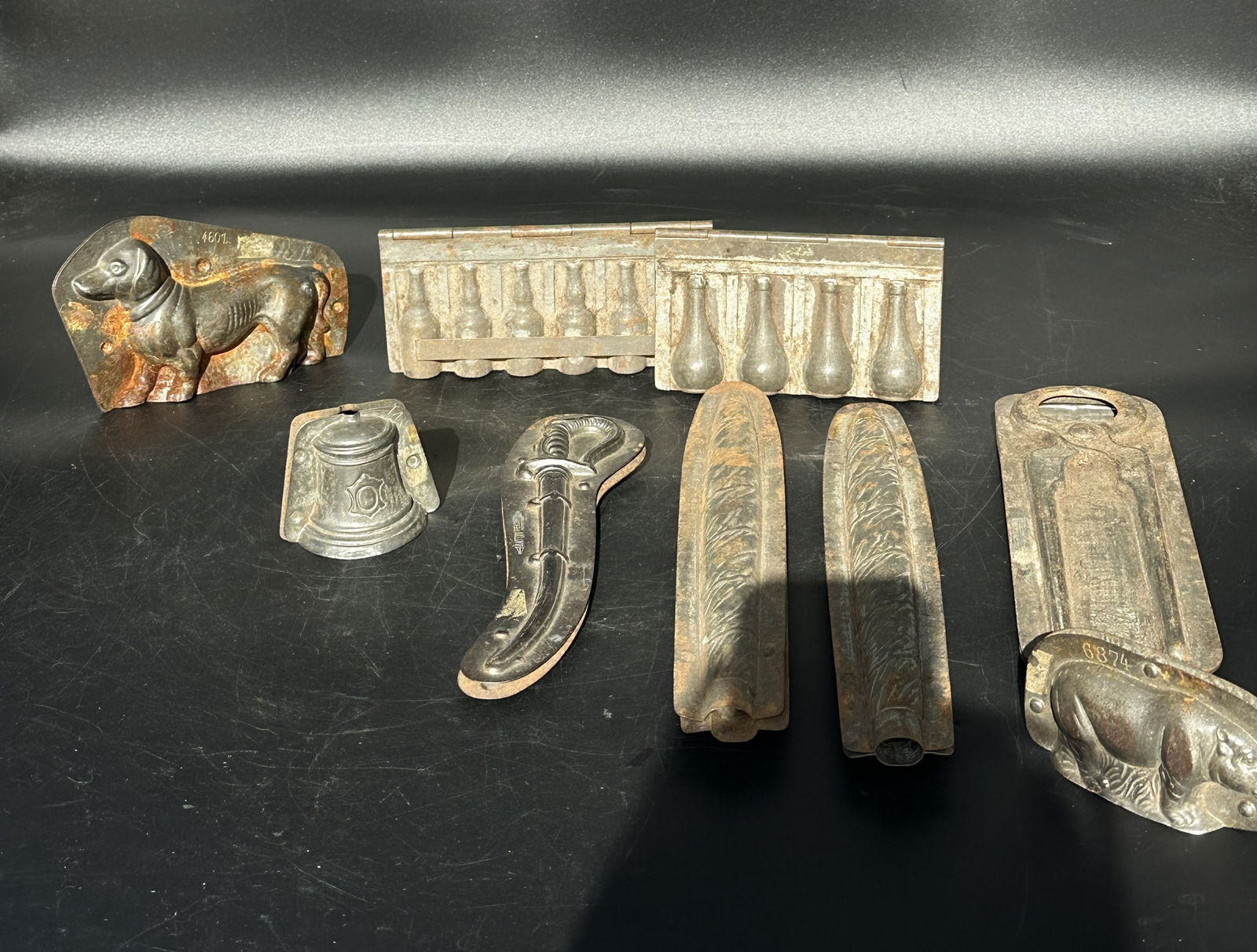 Lot of Antique Metal Chocolate & Candy Molds – Dog, Bell, Corn, Feather & Bottle Shapes (1 of 11)