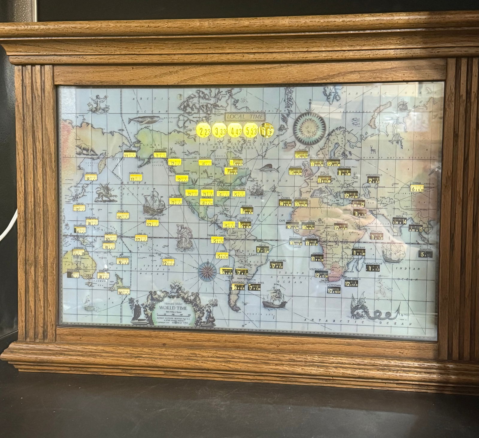 Vintage Howard Miller World Time Clock