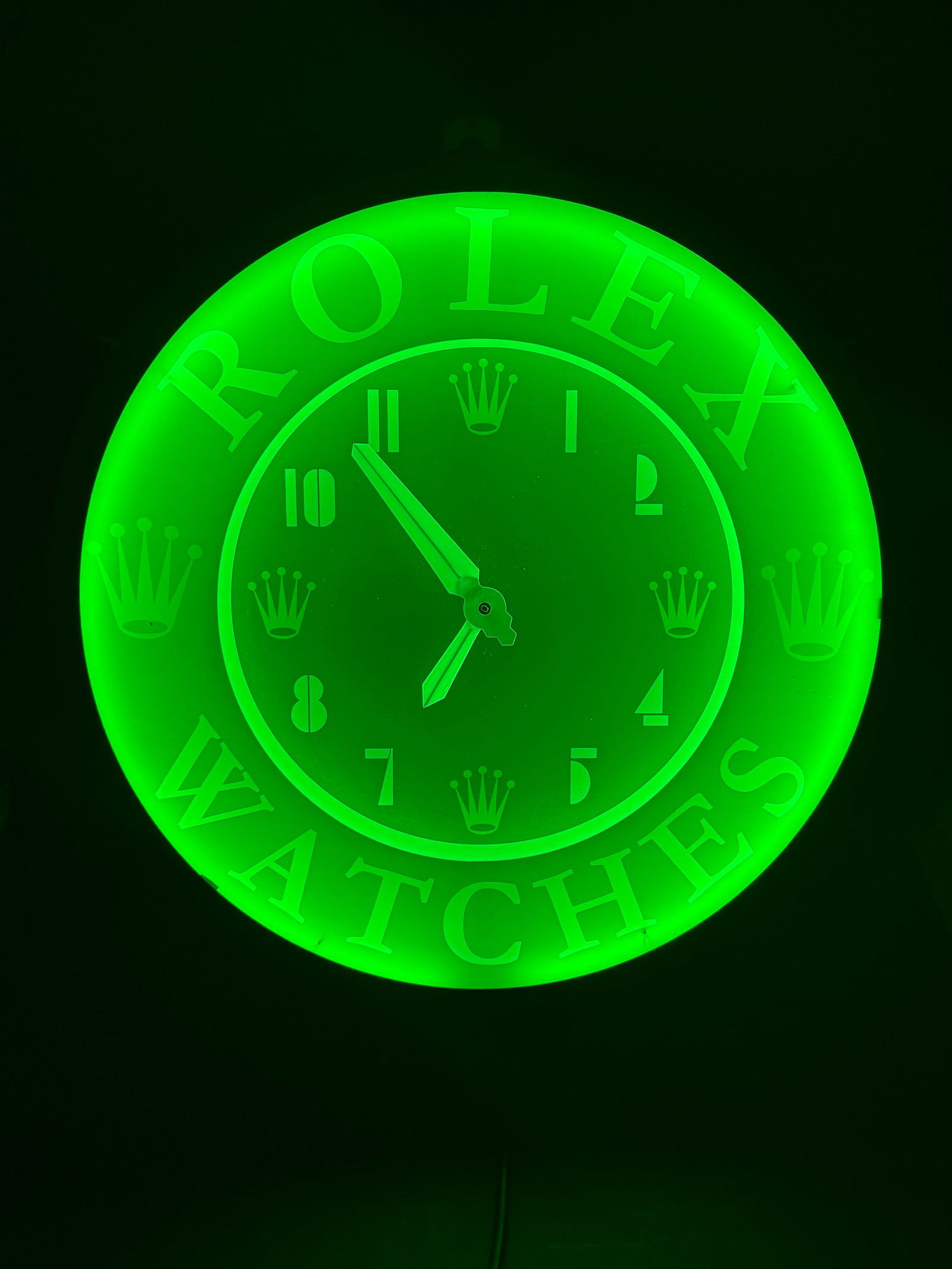 Vintage ROLEX NEON WALL CLOCK: Vintage ROLEX NEON WALL CLOCK In very good condition see pictures for more info