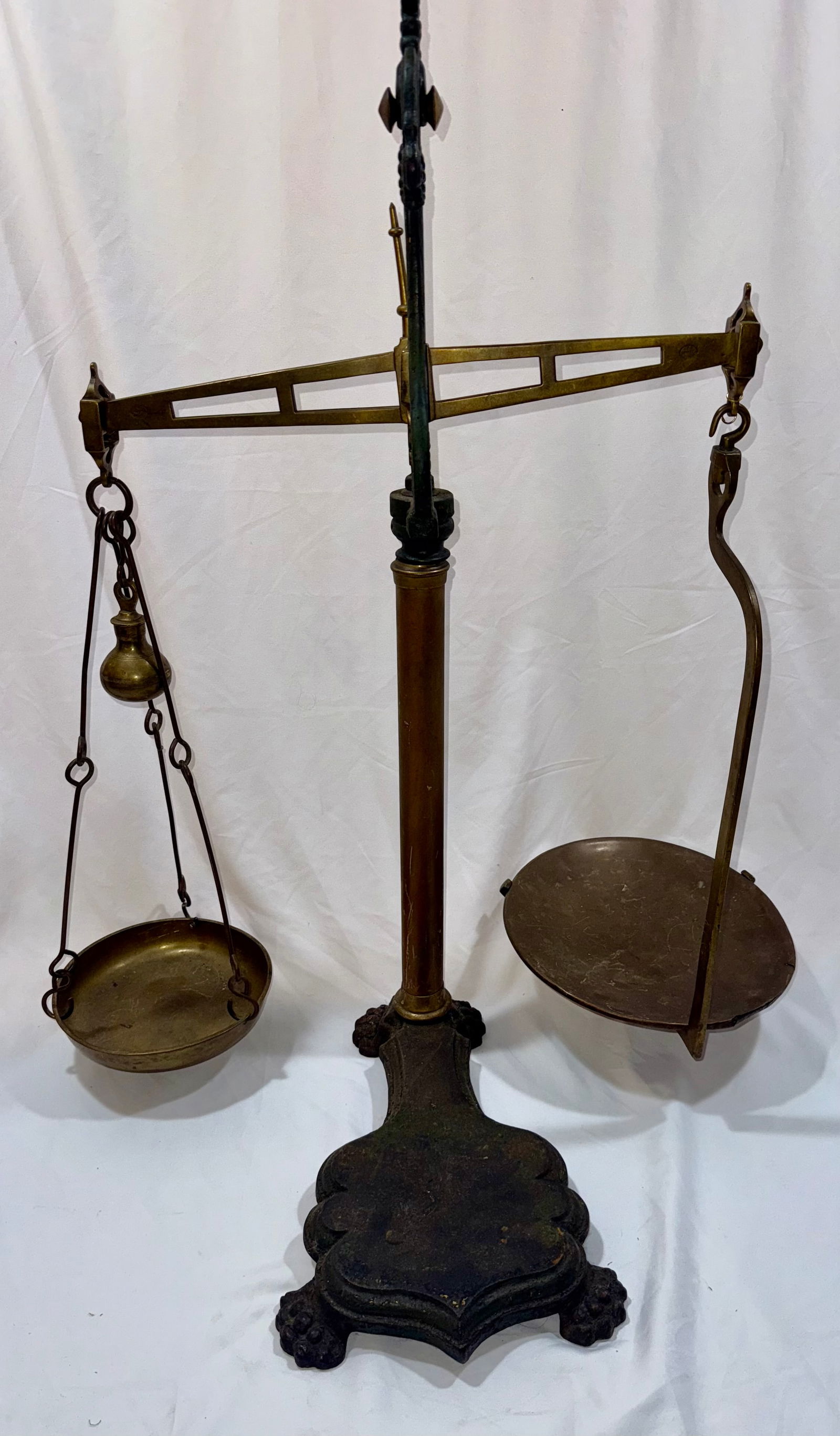 Antique G.W.S MAKERS MANCHESTER England 19th century balance scale (1 of 15)