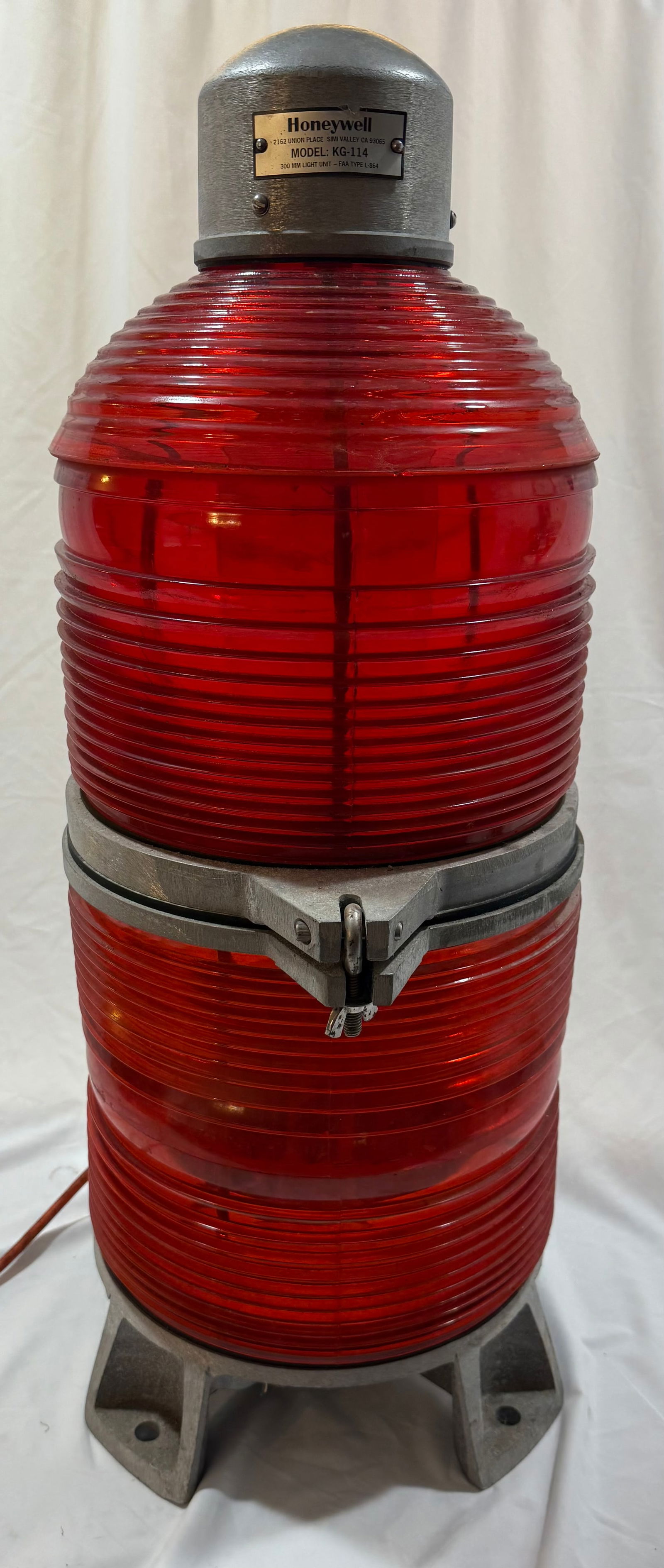 Honeywell KG-114 AVIATION AIRPORT LIGHT FAA Type L-864 Industrial Light (1 of 10)