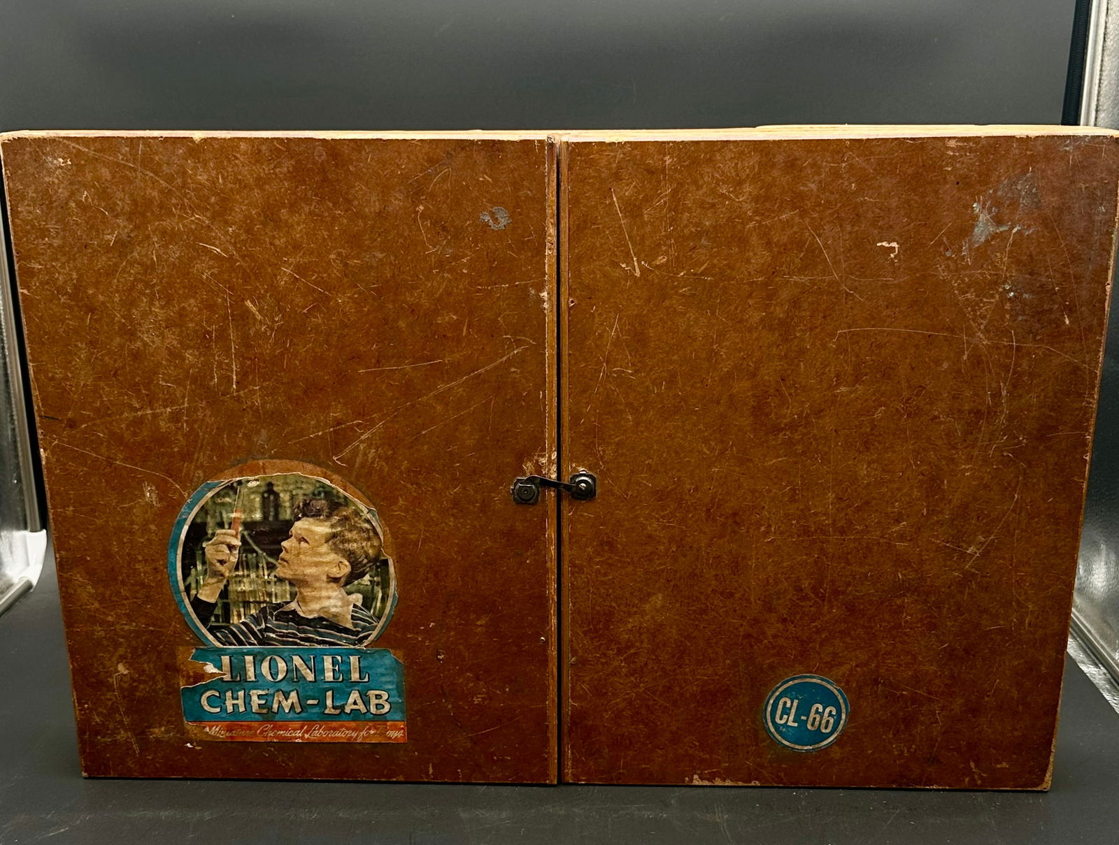 Vintage Lionel Chem-Lab CL-66 Chemistry Set – Complete with Bottles & Manual (1 of 16)