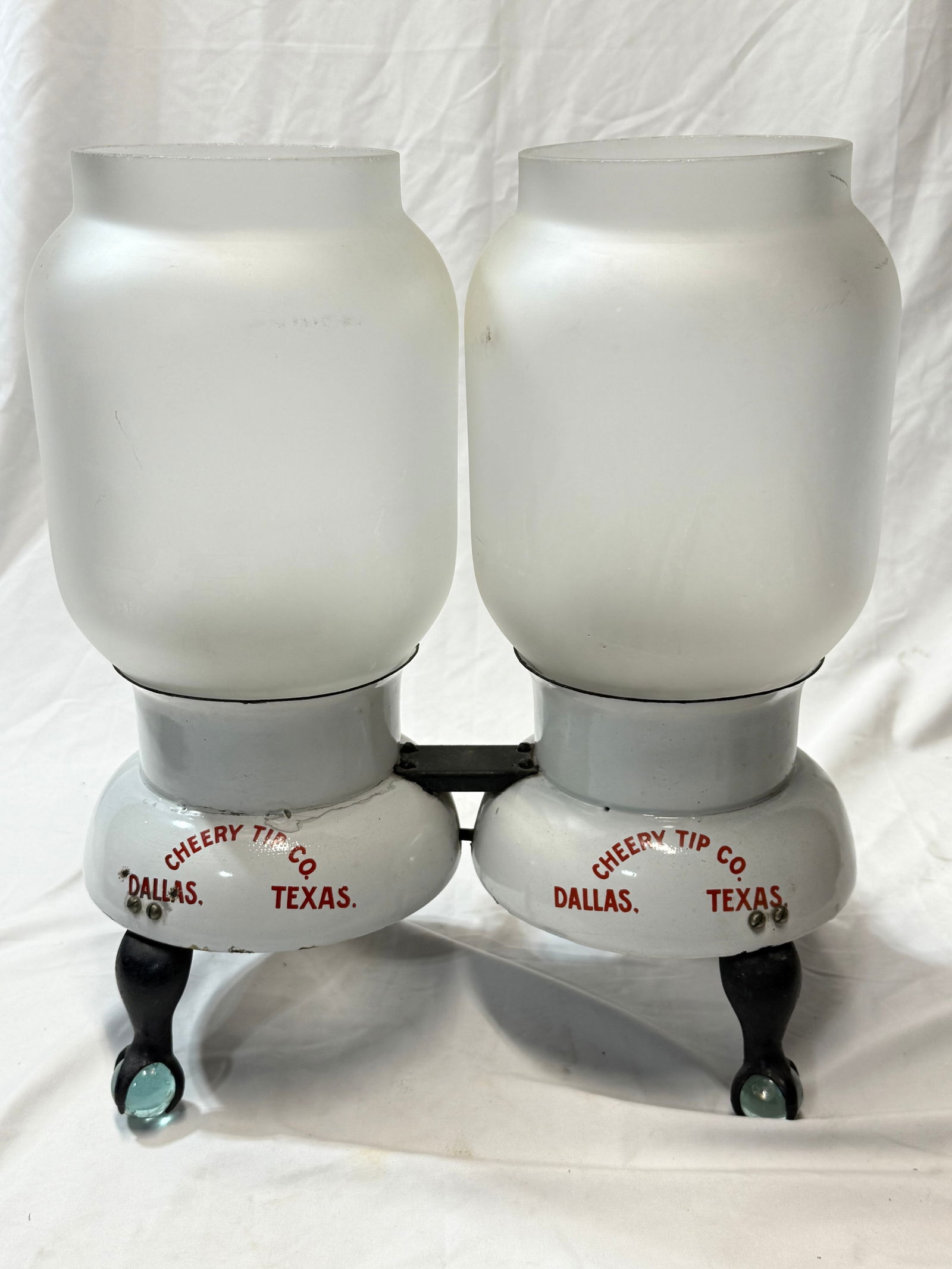 Vintage Cheery Tip Soda Co. Dallas Texas Porcelain Enamel countertop dispenser. (1 of 9)