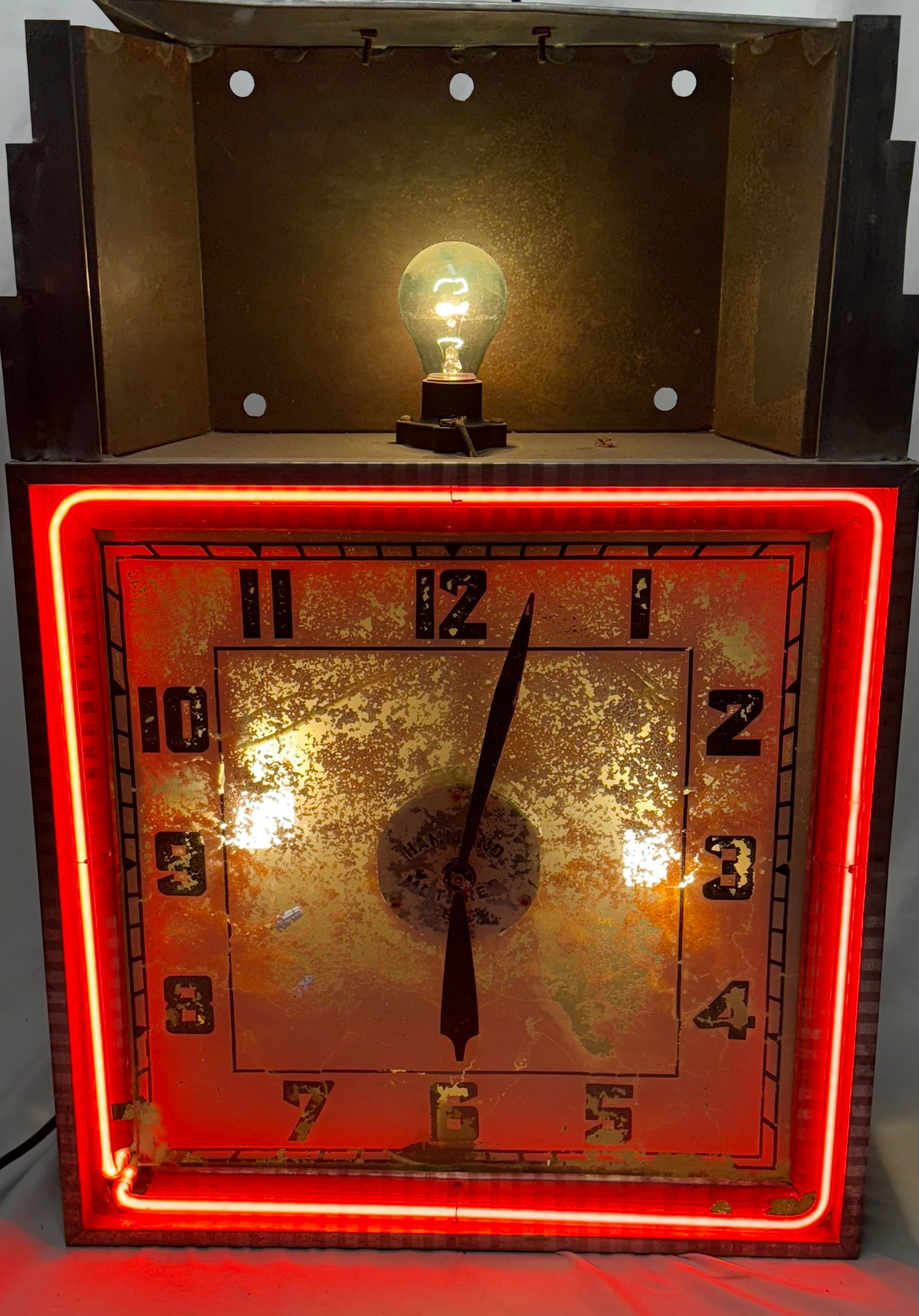 LARGE ANTIQUE HAMMOND MOTORED NEON ADVERTISING WORKING STORE DISPLAY CLOCK (1 of 13)