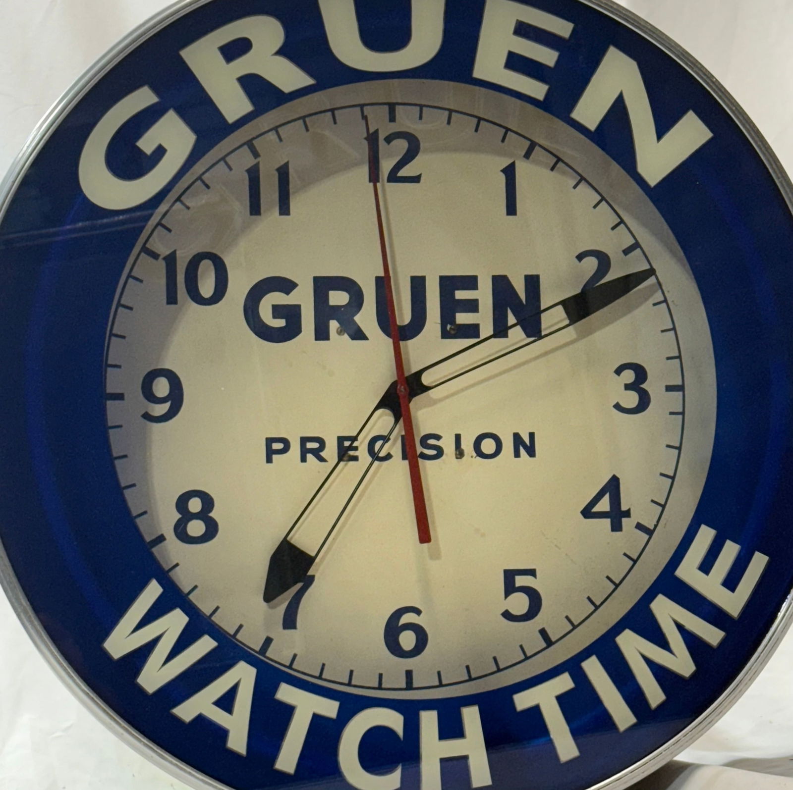 Vintage Gruen Precision Wall Neon Clock (1 of 8)