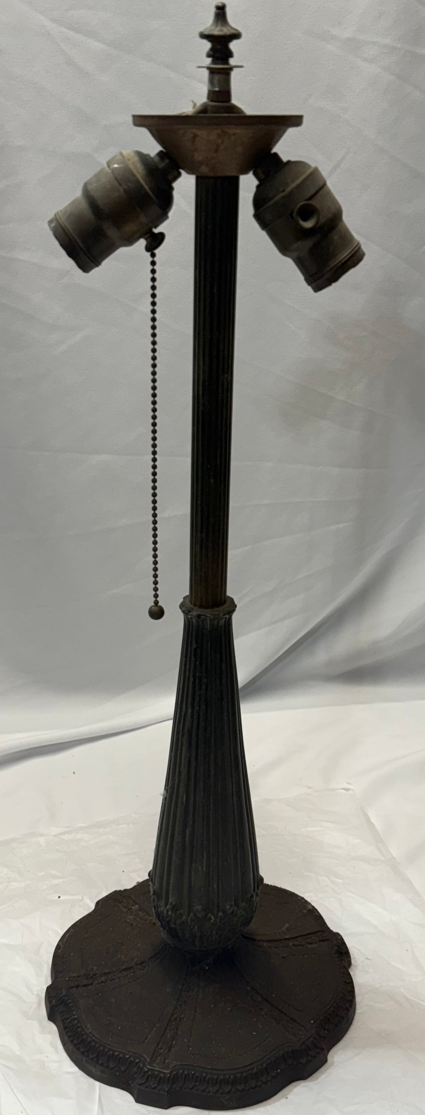 Antique Handel Art Nouveau bronze lamp base with two sockets and pull chains (1 of 7)