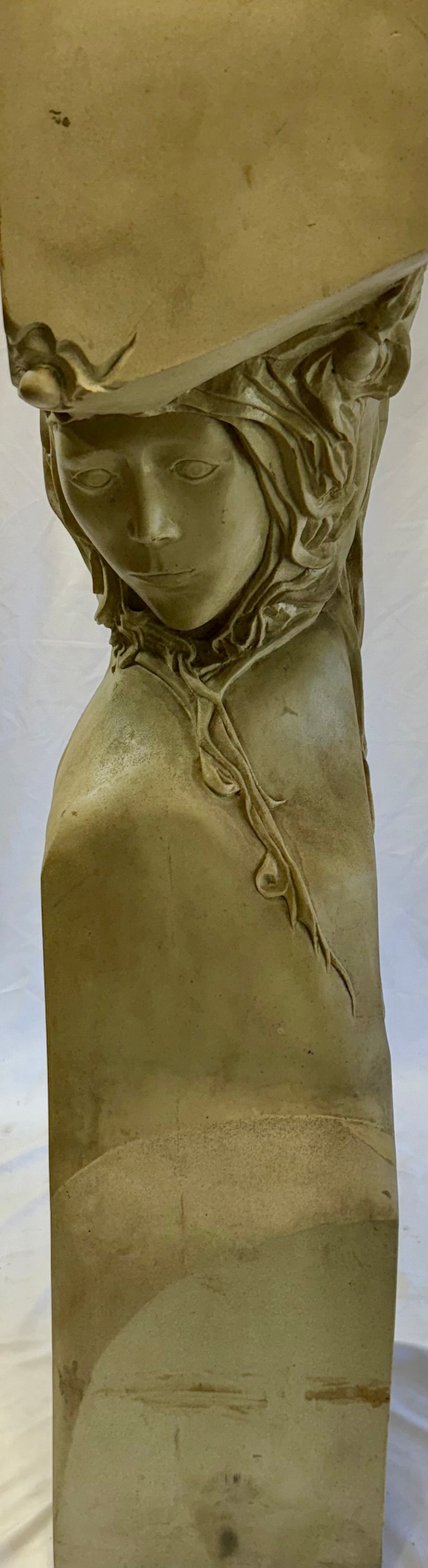 Art Nouveau Girl sculpture in resin early 1900s: Art Nouveau Girl sculpture in resin early 1900s Hard to identify the exact signature