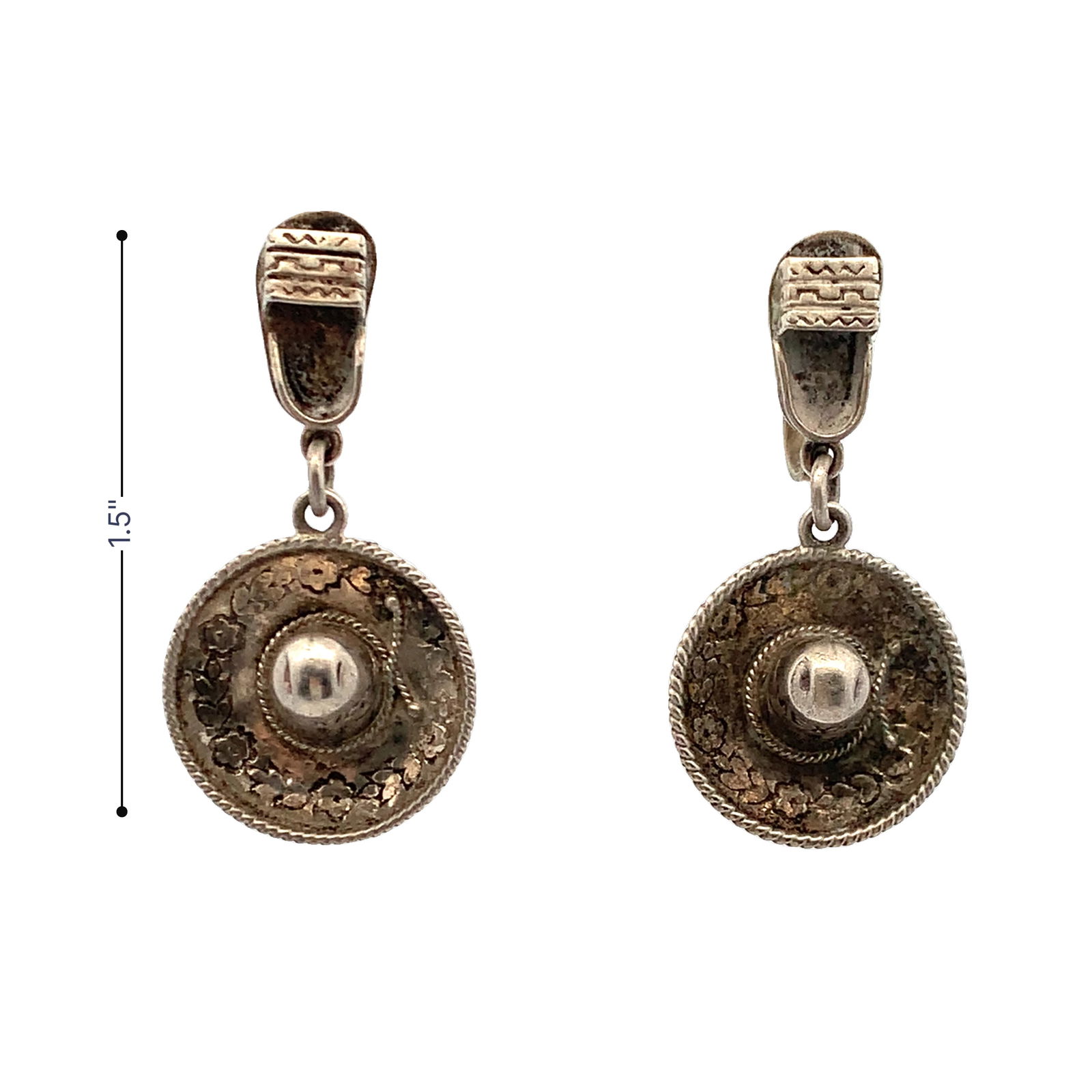 Vintage sterling silver sombrero dangle earrings from Mexico: vintage sterling silver sombrero dangle earrings from Mexico8.9g1.5’’ long0.82’’ wide