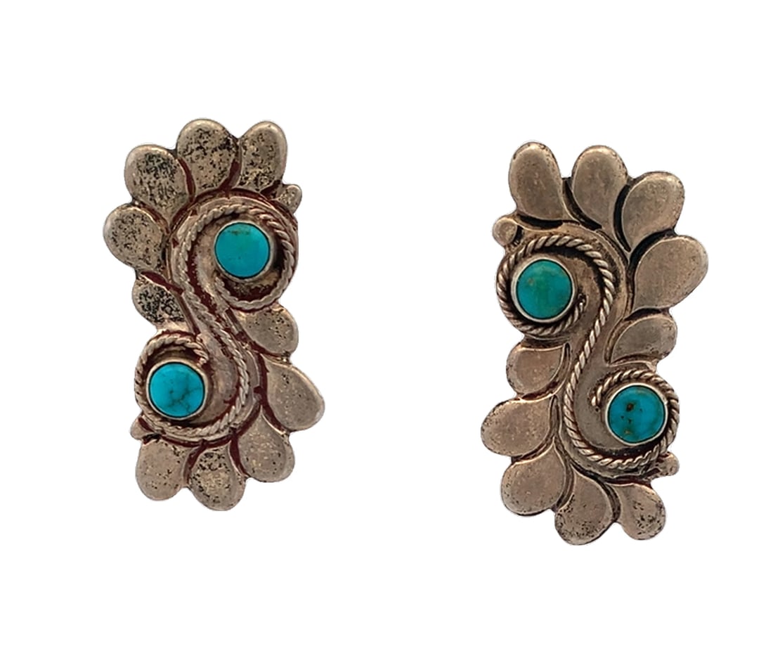 Vintage Southwestern or Native American-style stud earrings,: vintage Southwestern or Native American-style stud earrings,12grStamp sterling 5mm stones 1.5’’ long0.75’’ wide