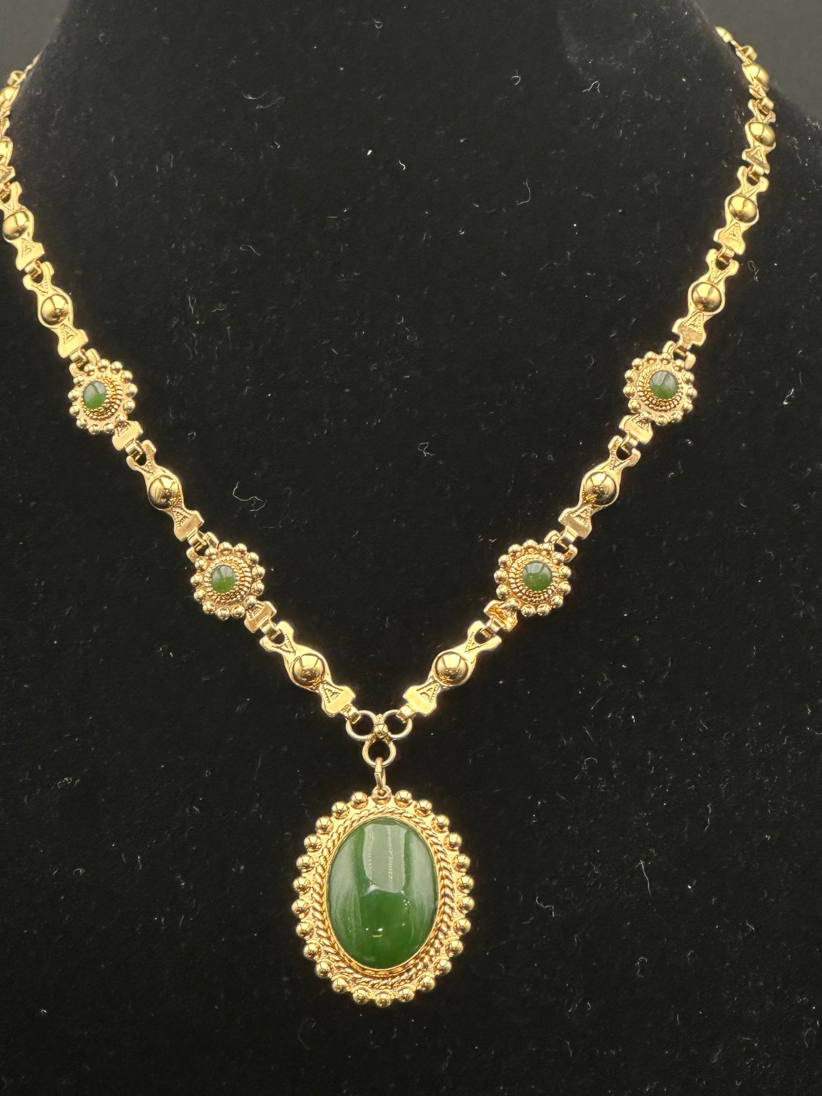 Gold-Plated Sterling Silver Green Jade Pendant Necklace, 31 g (1 of 12)