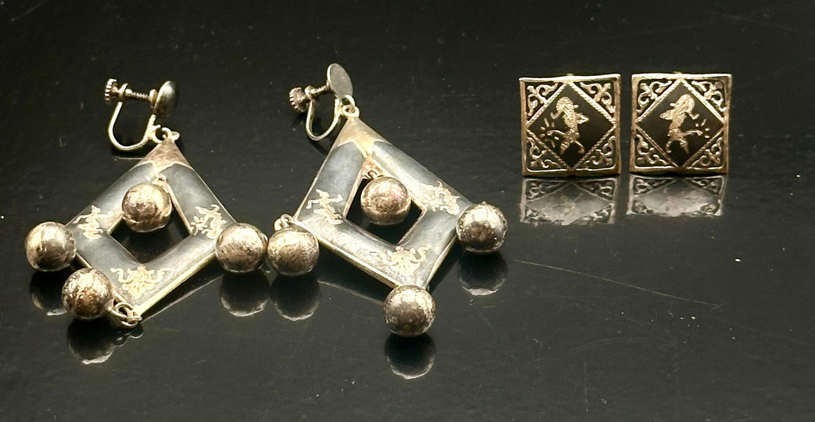 Lot of 2 Vintage Siam Sterling Silver Niello Earrings, 29 g (1 of 9)