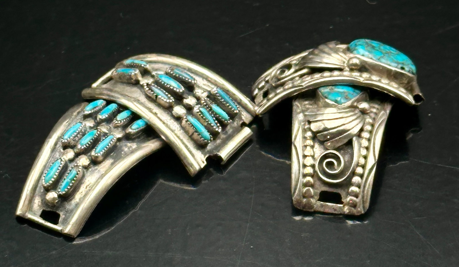 Lot of 4 Sterling Silver Watch Tips – Navajo Turquoise & Coral, 25g: Collection of four vintage Navajo-style sterling silver watch tips, featuring turquoise and coral stones in traditional handcrafted settings.Includes:• One pair set with cluster turquoise cabocho