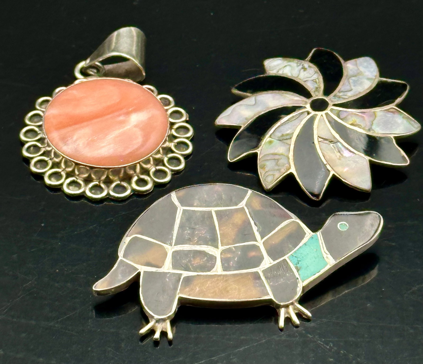 Mexico Sterling Silver Inlay Lot – Turtle & Flower Pins with Pink Shell Pendant (28g) (1 of 10)