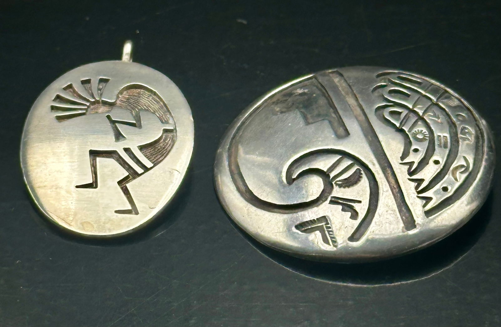 Lot of 2 Native American Sterling Pendants – Kokopelli & Turtle Hallmarks, 40g (1 of 8)