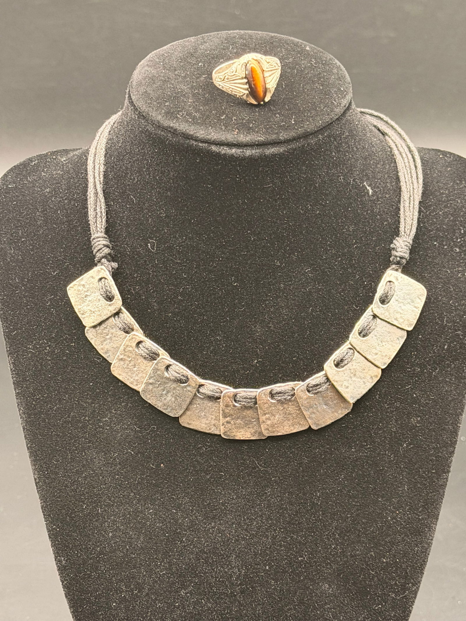 Sterling Silver Ring & SRA PEEL Artisan Necklace Lot – 30g (1 of 6)