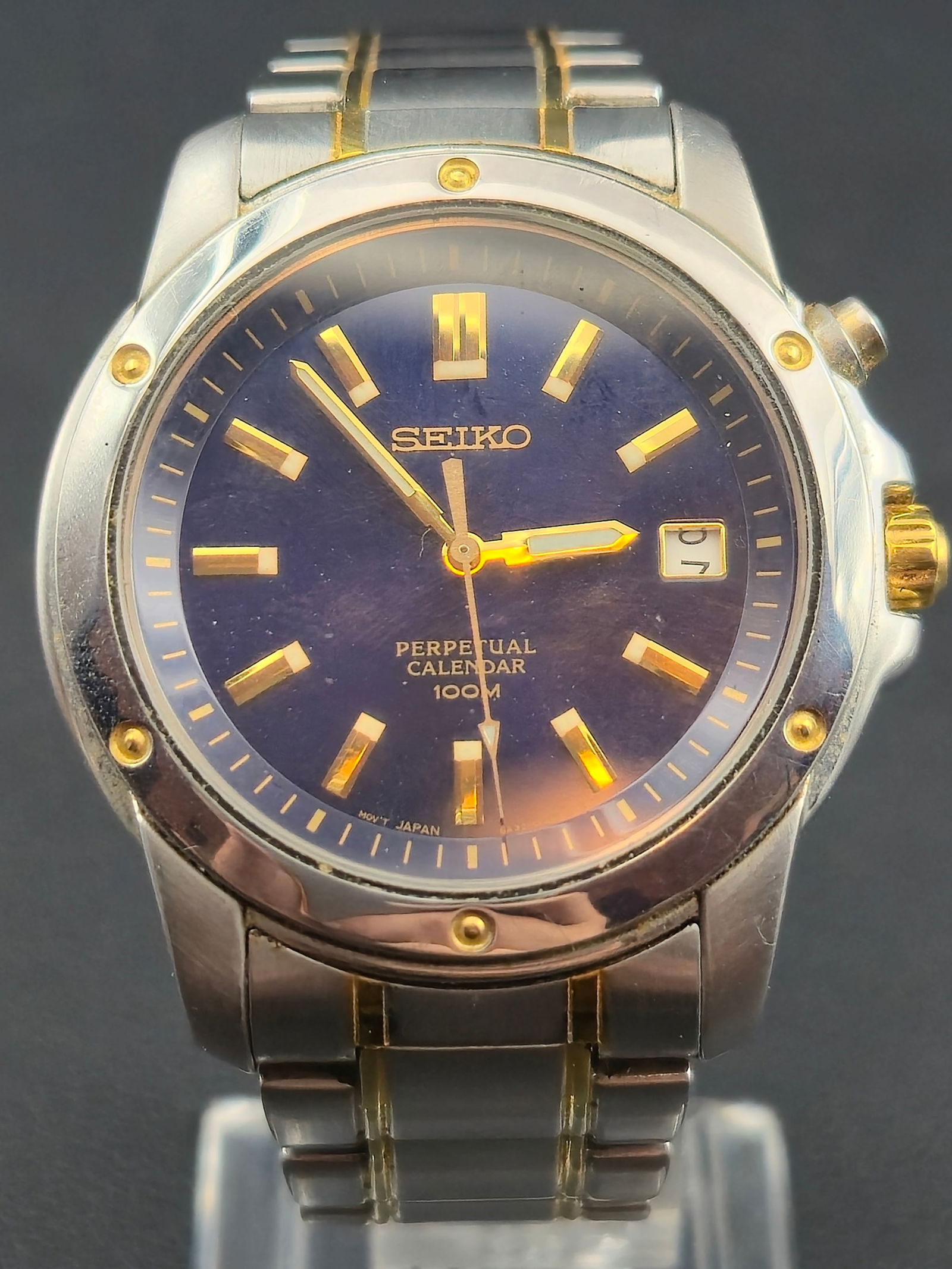 Seiko Perpetual Calendar 100M Two-Tone Quartz Watch (39 mm, Cal. 6A32, New Battery) (1 of 7)