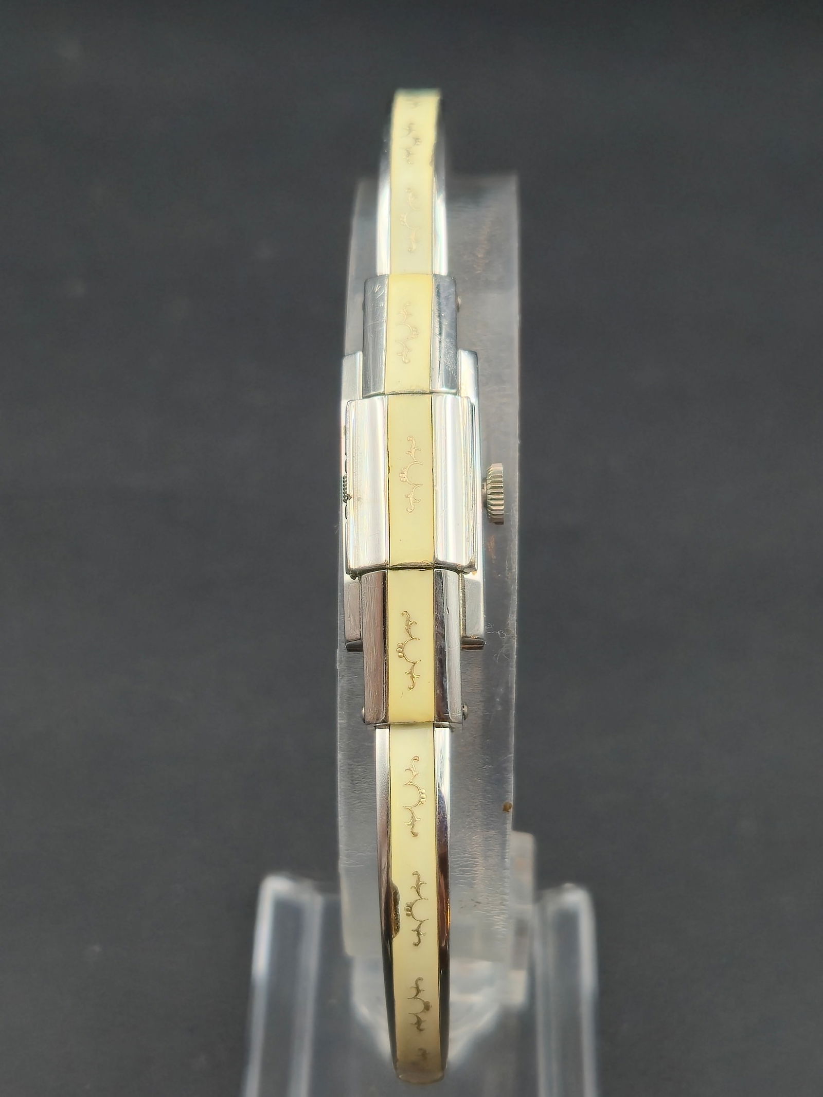 1950s Bucherer 11mm Ladies Bangle Watch Swiss Manual Wind Runs w/ Box – Enamel Bracelet (1 of 11)