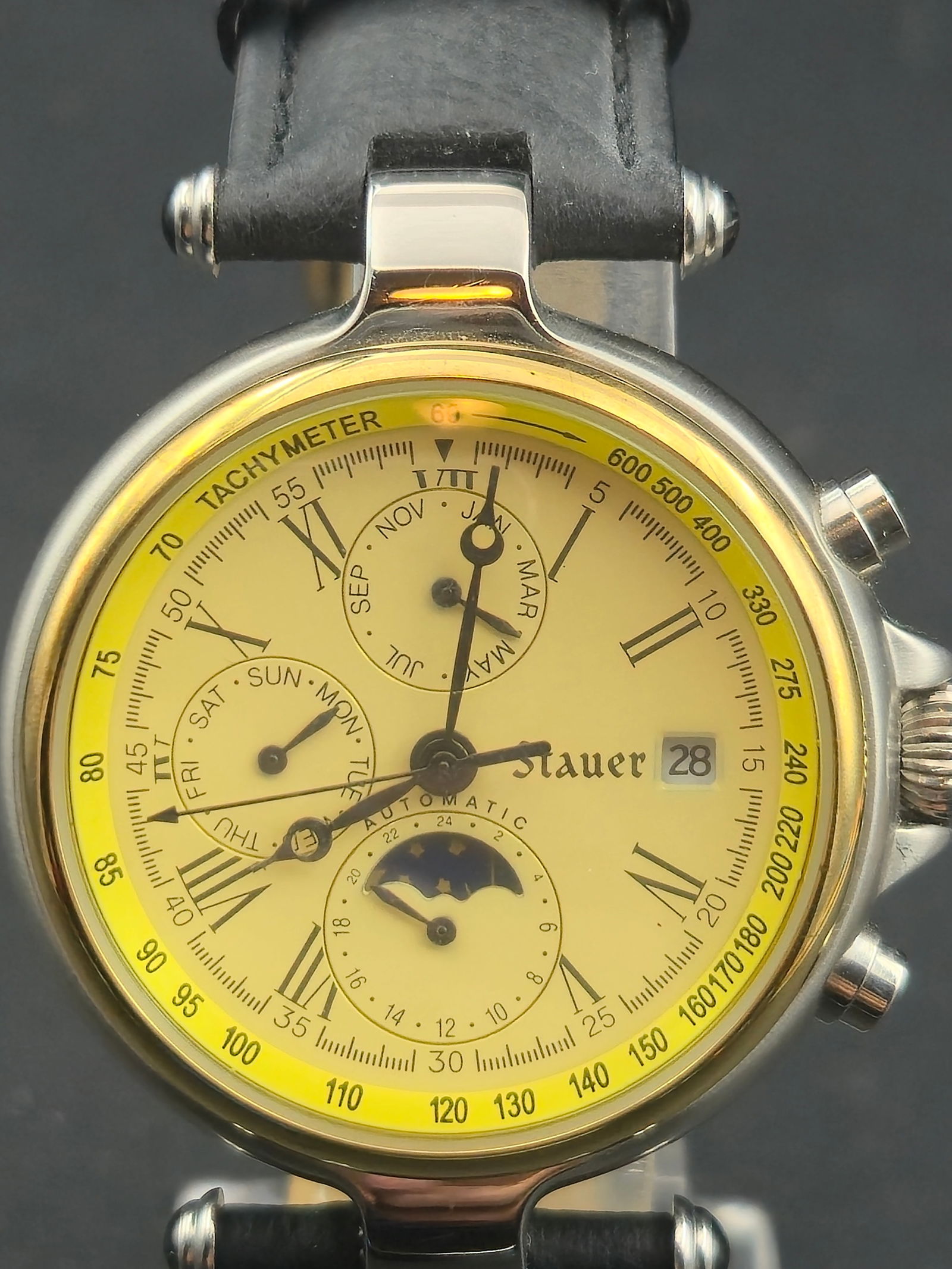 Stauer Automatic Multi-Function 39mm Vintage Style Watch – Mint Condition – Running and Keeping (1 of 9)