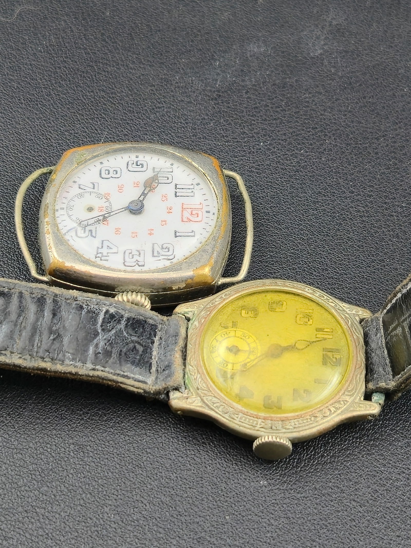 1917–1920 Lot of 2 WWI Trench Watches – Henex Red 12 & Engraved Swiss Trench Watch 31mm Wire Lug (1 of 10)