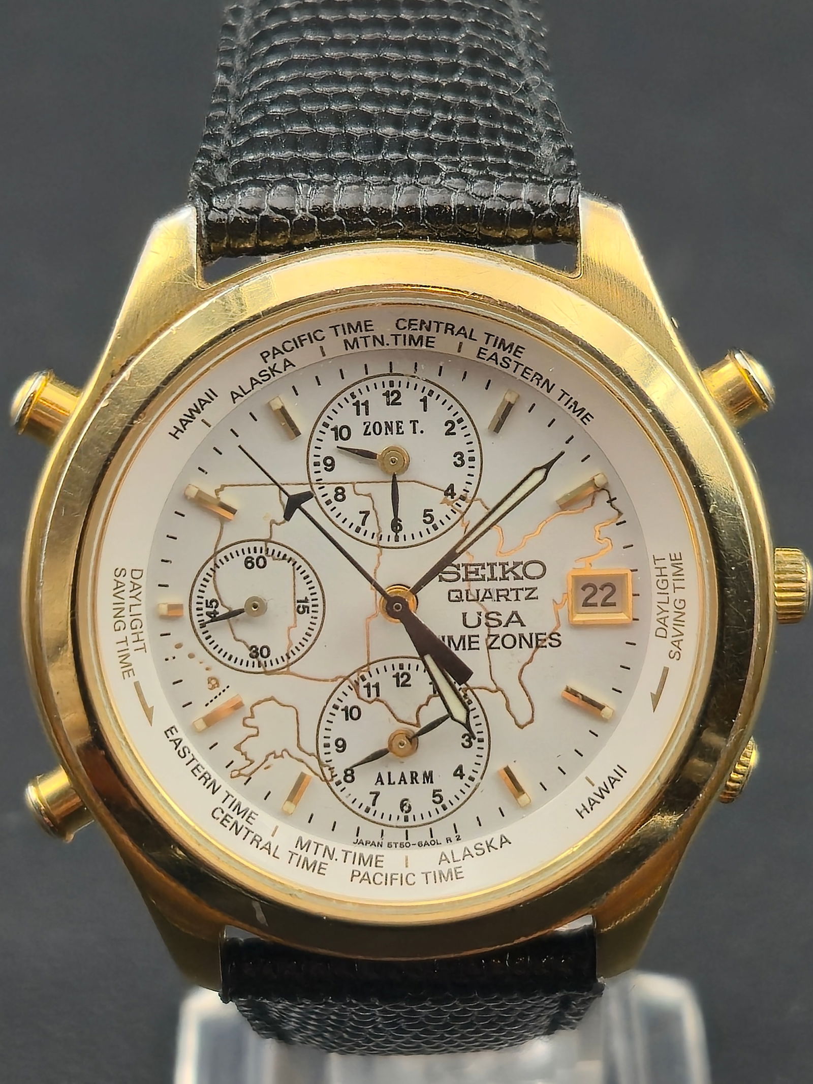 1990s Seiko 39mm USA Time Zones Quartz Alarm Watch Gold Tone World Map Dial New Battery (1 of 10)
