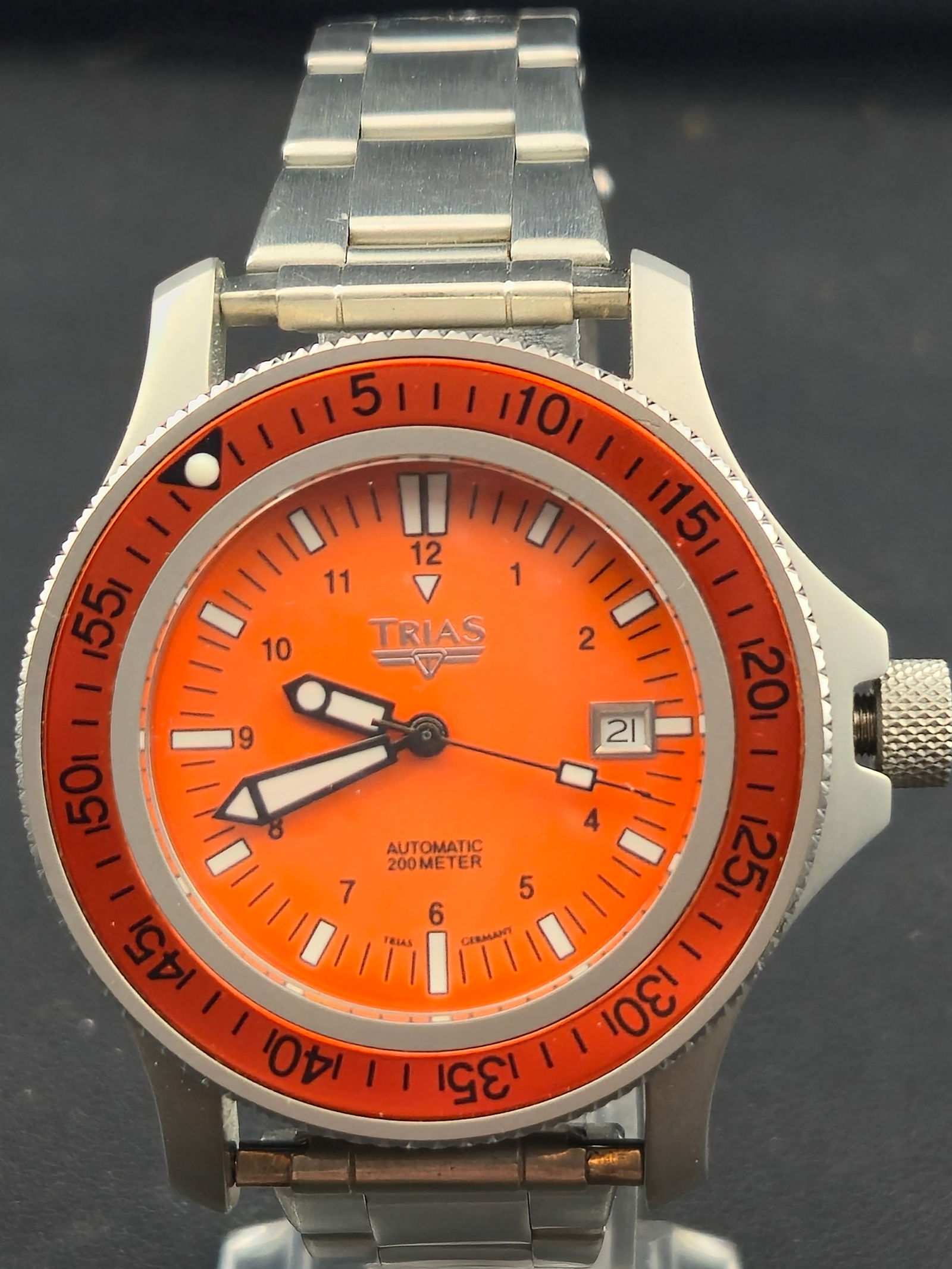 Trias 43mm Automatic 200M Diver Watch Orange Dial Stainless Steel – NOS (1 of 10)