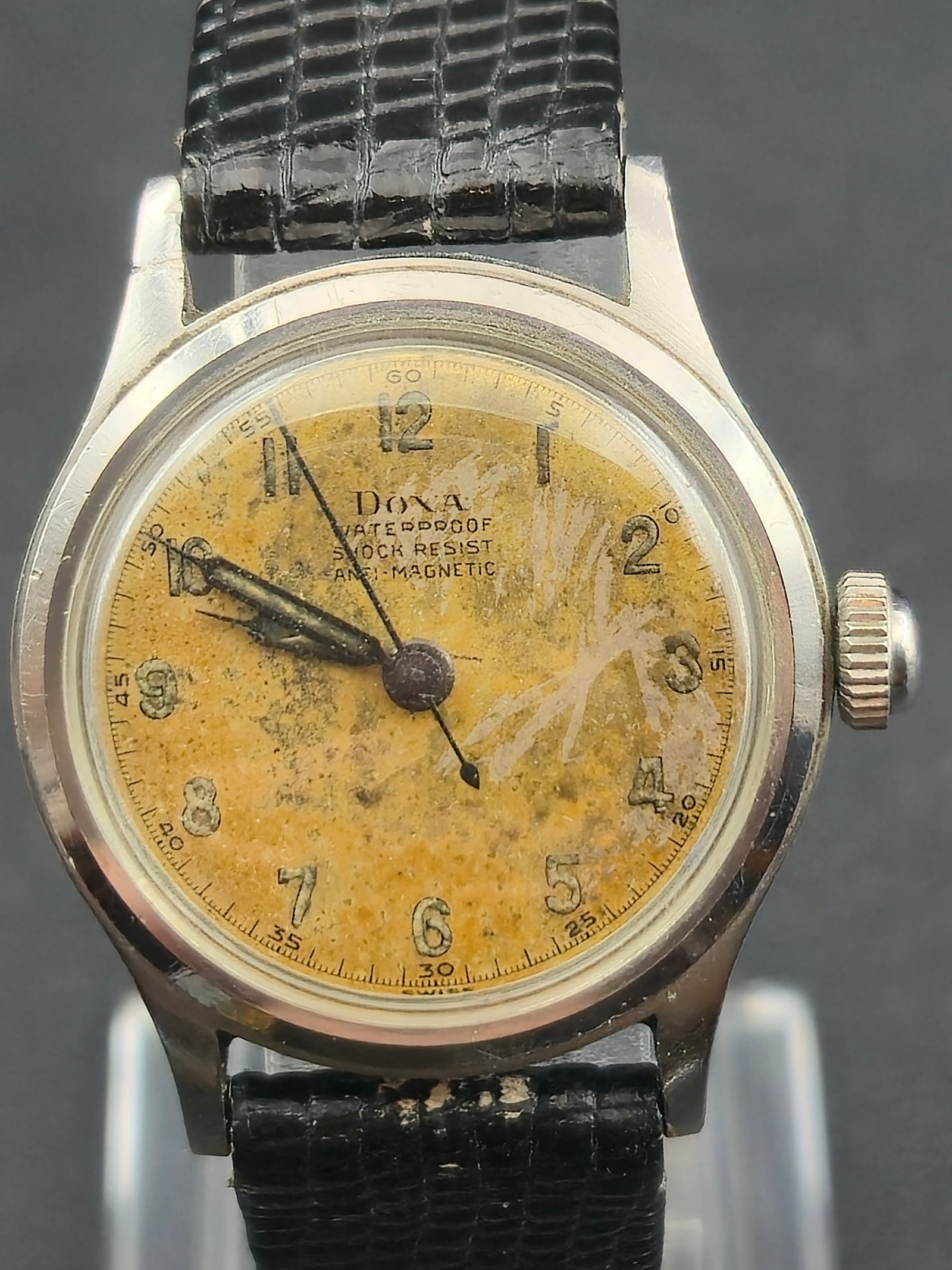 1940s DOXA Waterproof 29mm Stainless Steel Vintage Military-Style Watch Running (1 of 10)