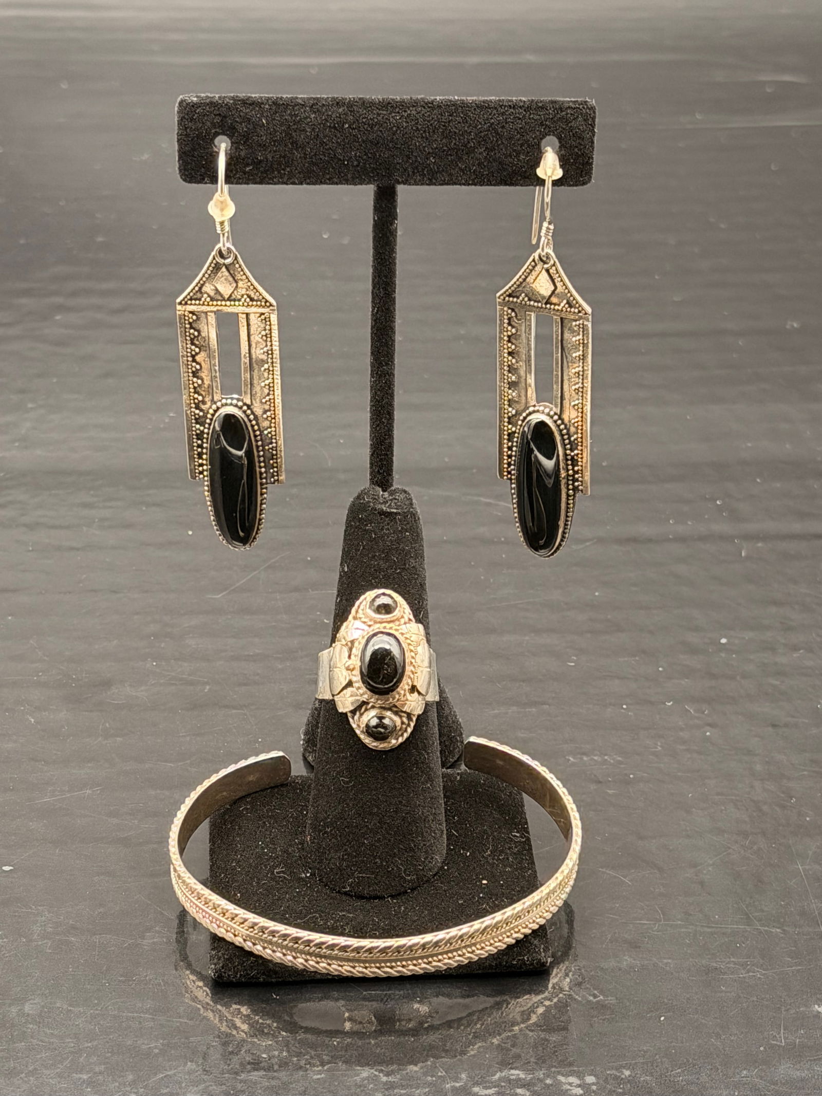 Vintage Sterling Silver Black Onyx Jewelry Set – Earrings, Ring & Bracelet (1 of 12)