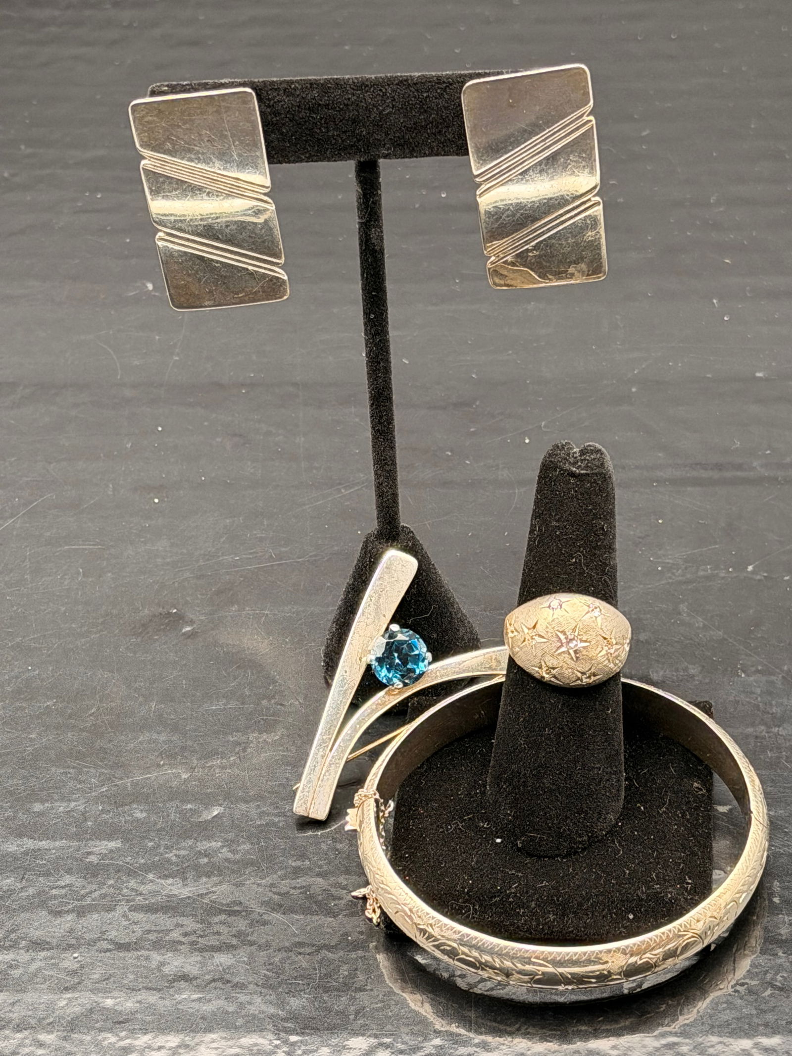 Vintage Sterling Silver Jewelry Lot – Earrings, Bangle, Ring & Brooch – 36g (1 of 11)