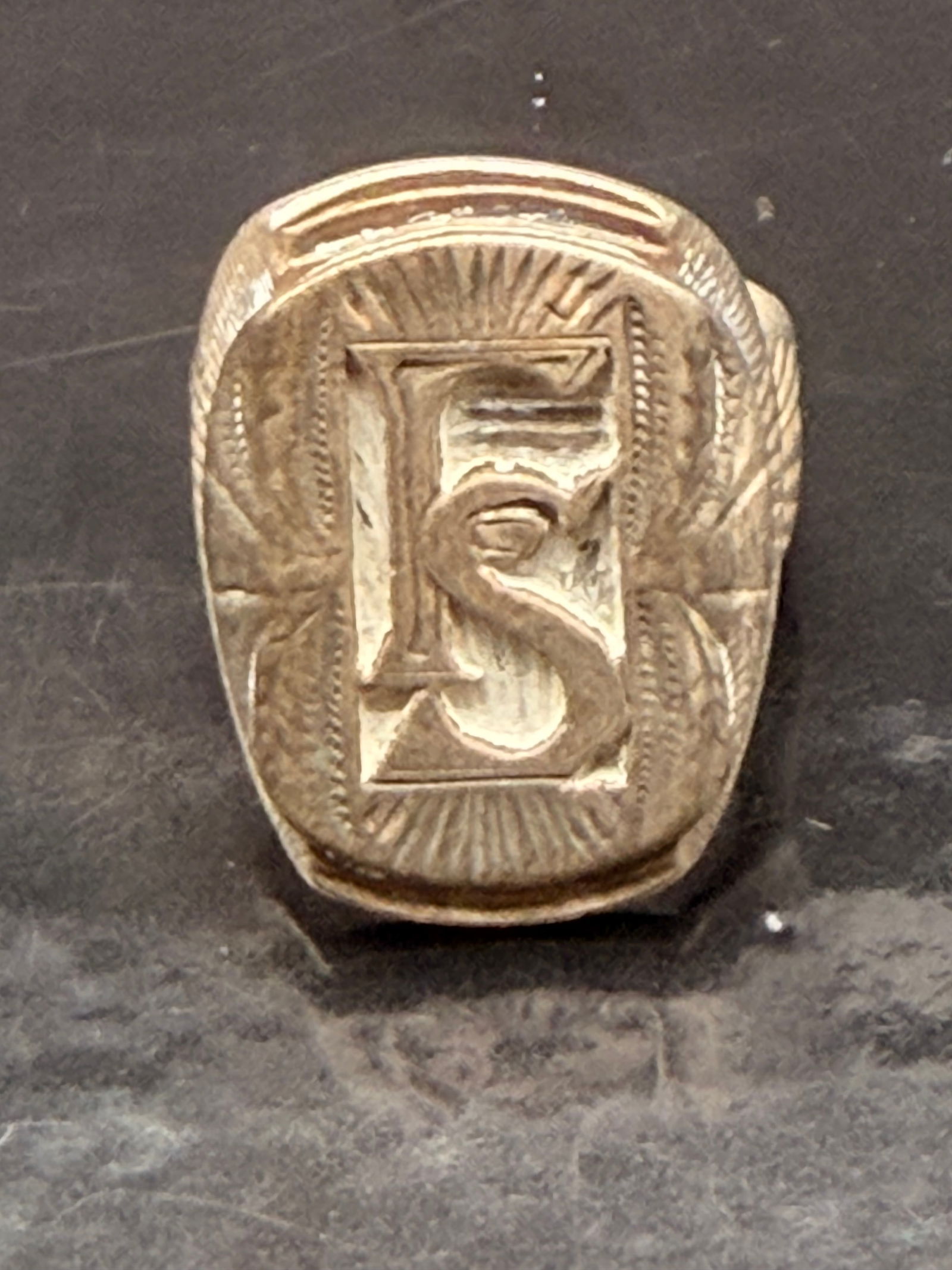 Vintage signet silver ring,18g (1 of 6)