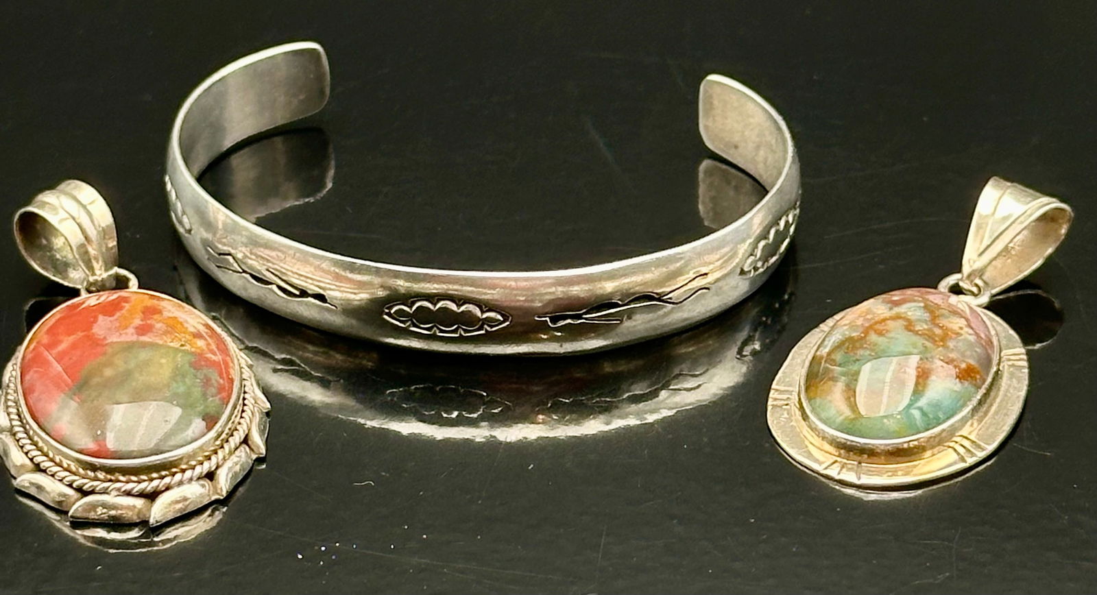 Sterling Silver Cuff & 2 Large Multicolor Stone Pendants – 49g (1 of 15)