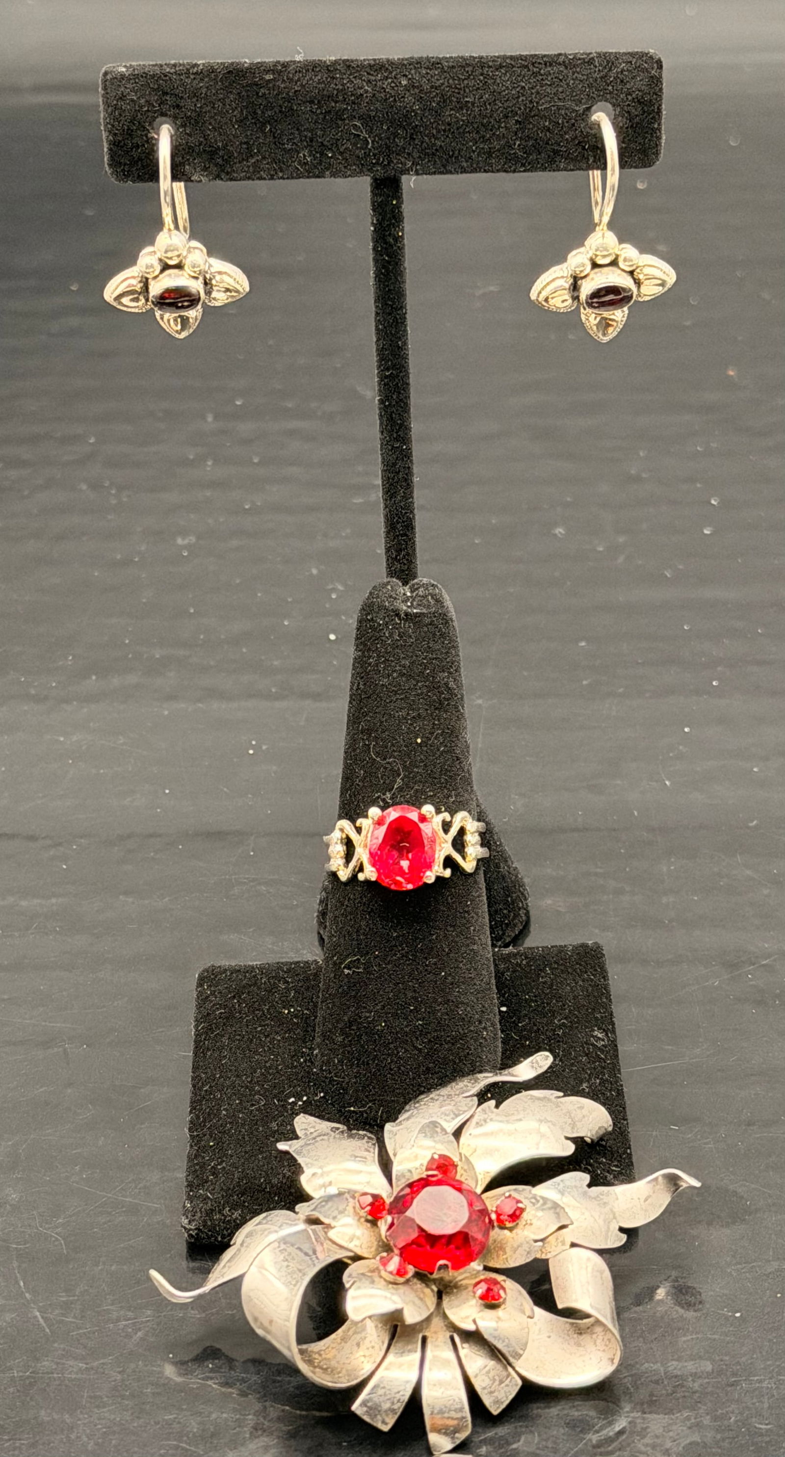 Sterling Silver Red Stone Jewelry Lot – Earrings, Ring & Large Brooch – 25g (1 of 12)